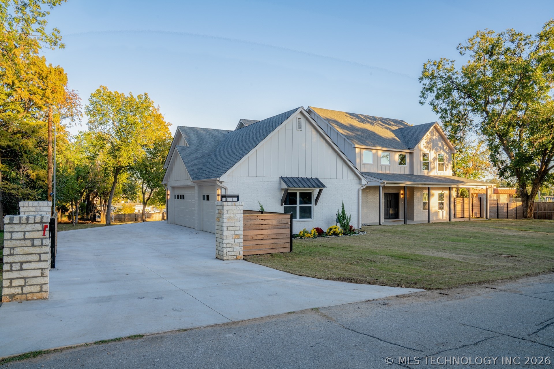 4929 S Columbia Avenue Tulsa OK 74105