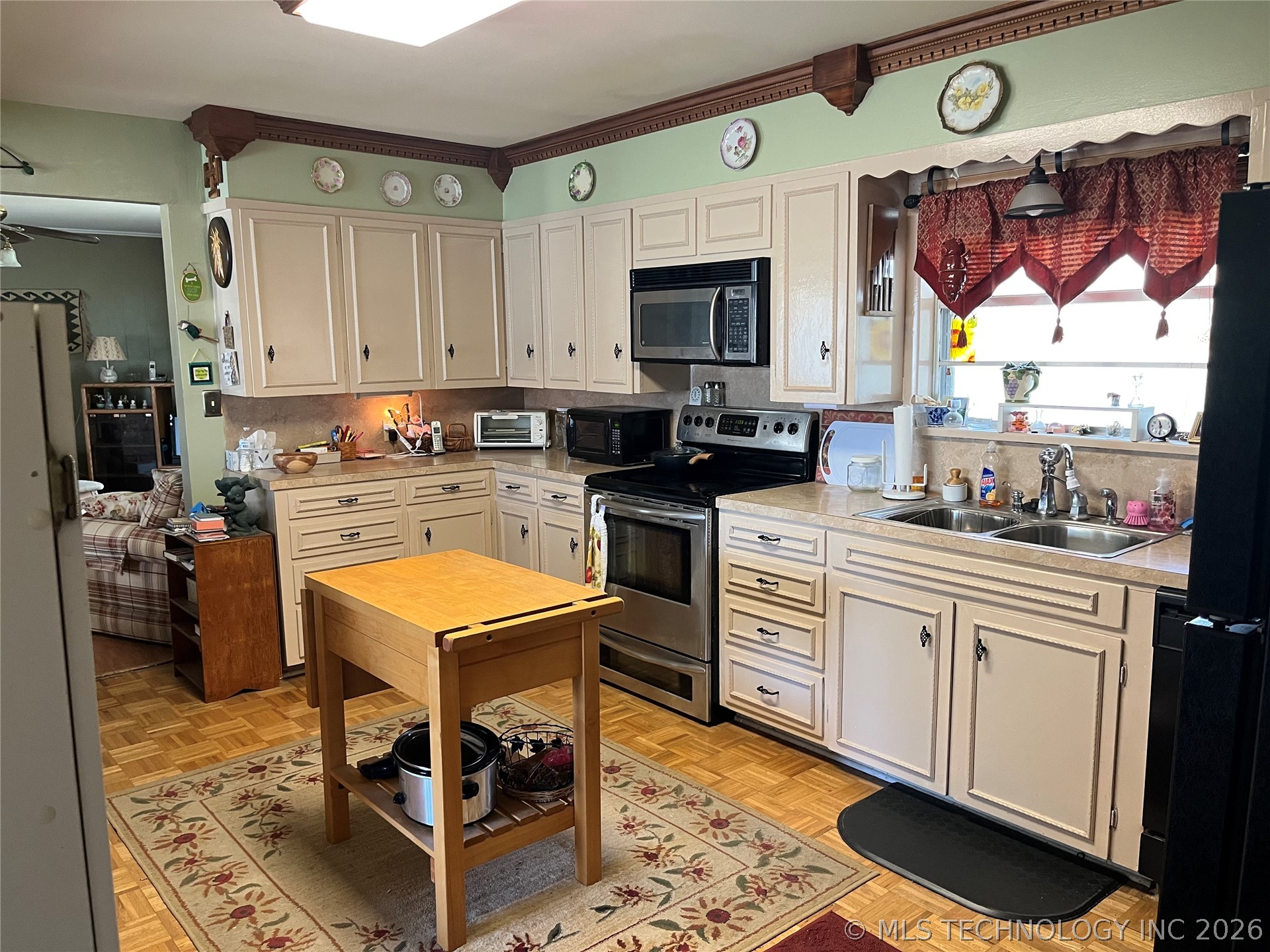 201 NW Rose Lane Stigler OK 74462