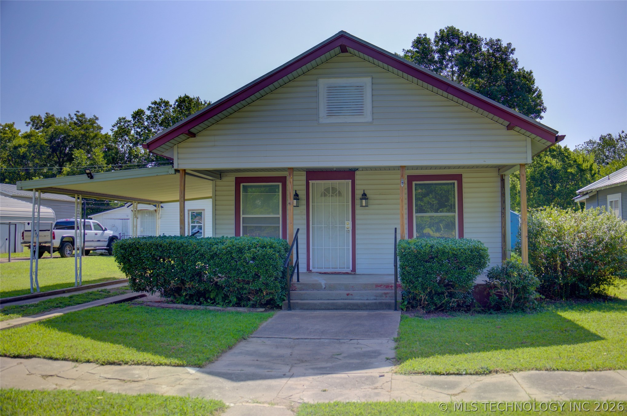 920 S Price Avenue Hominy OK 74035