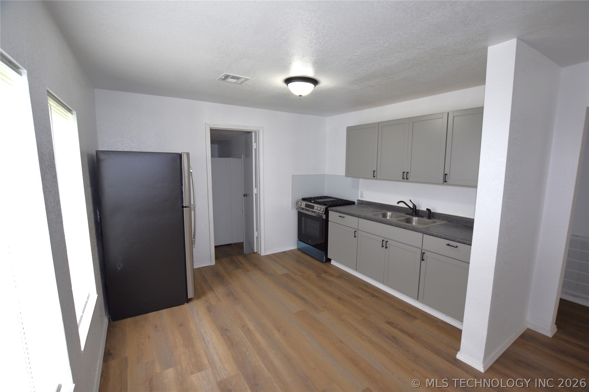 516 S Cherokee Street Stilwell OK 74960