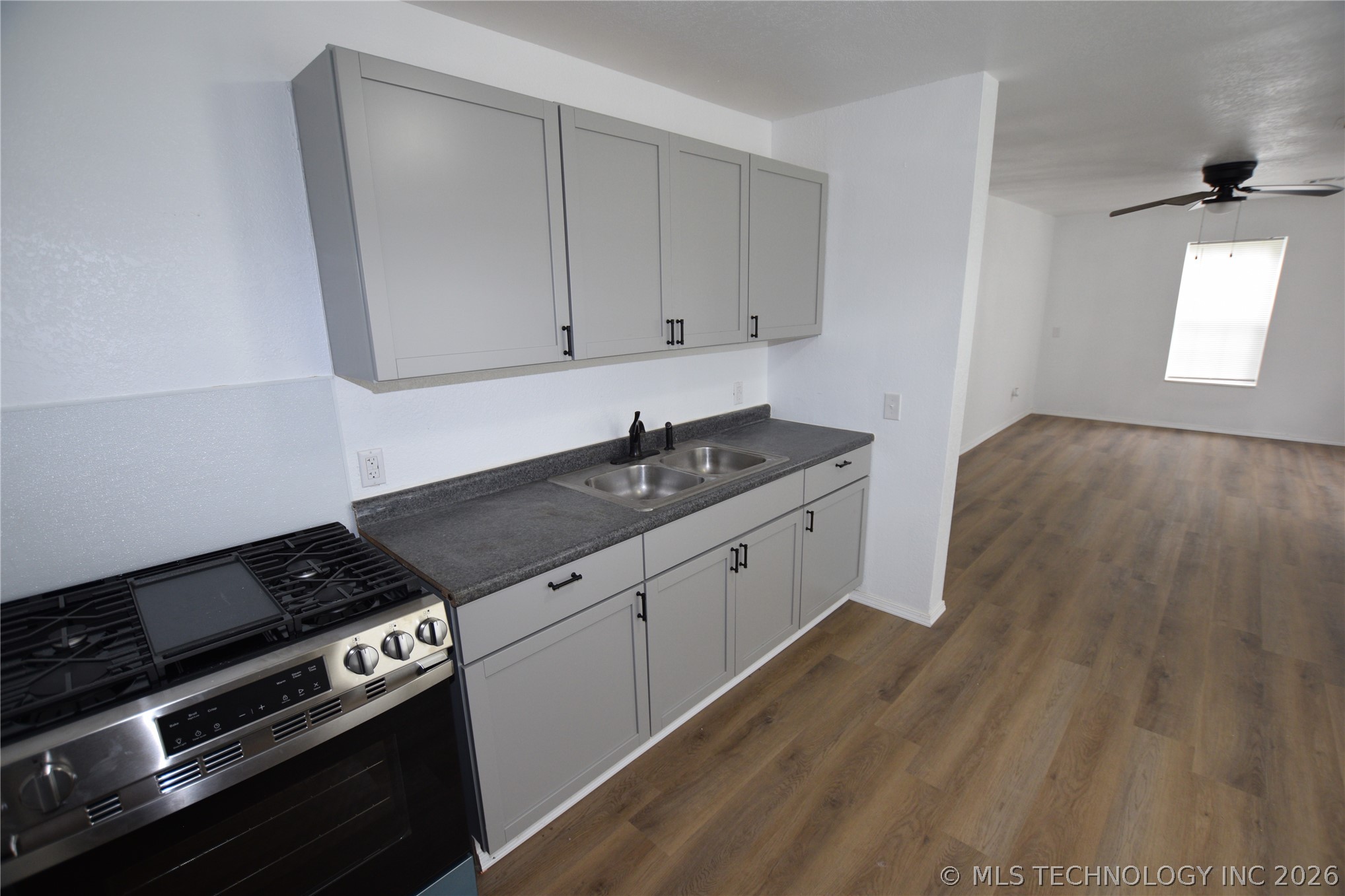 516 S Cherokee Street Stilwell OK 74960