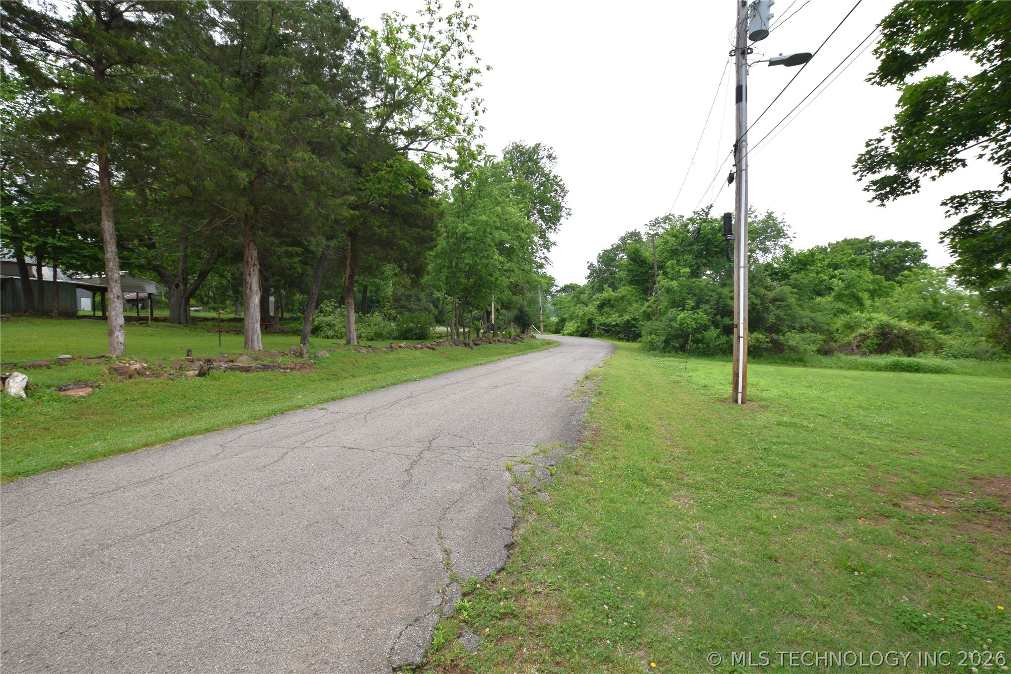516 S Cherokee Street Stilwell OK 74960