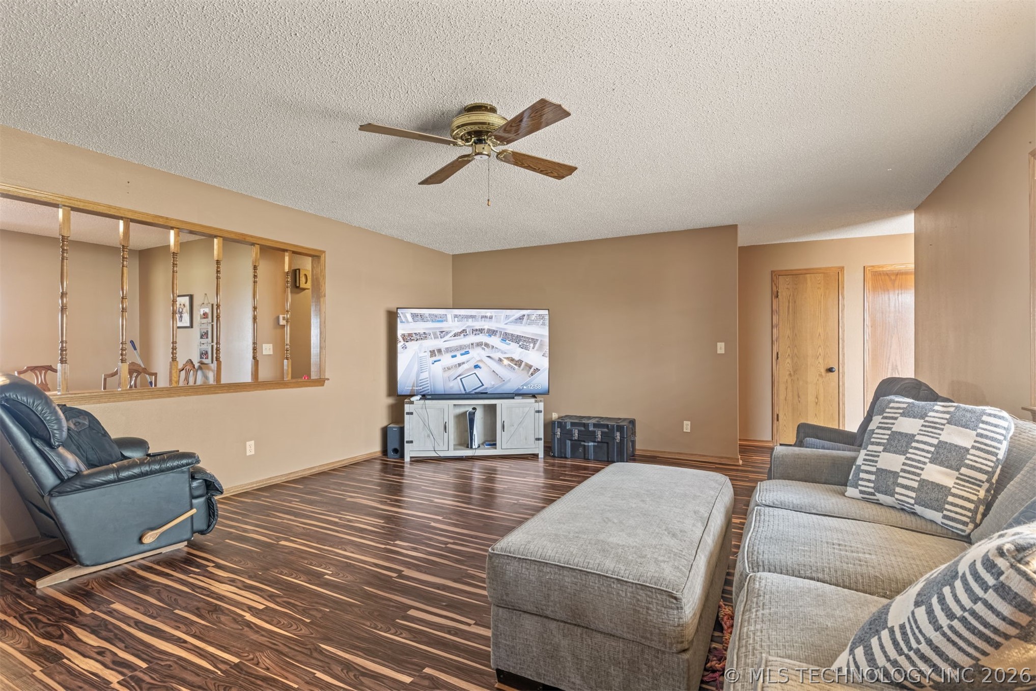 302 N Gas Street Chouteau OK 74337