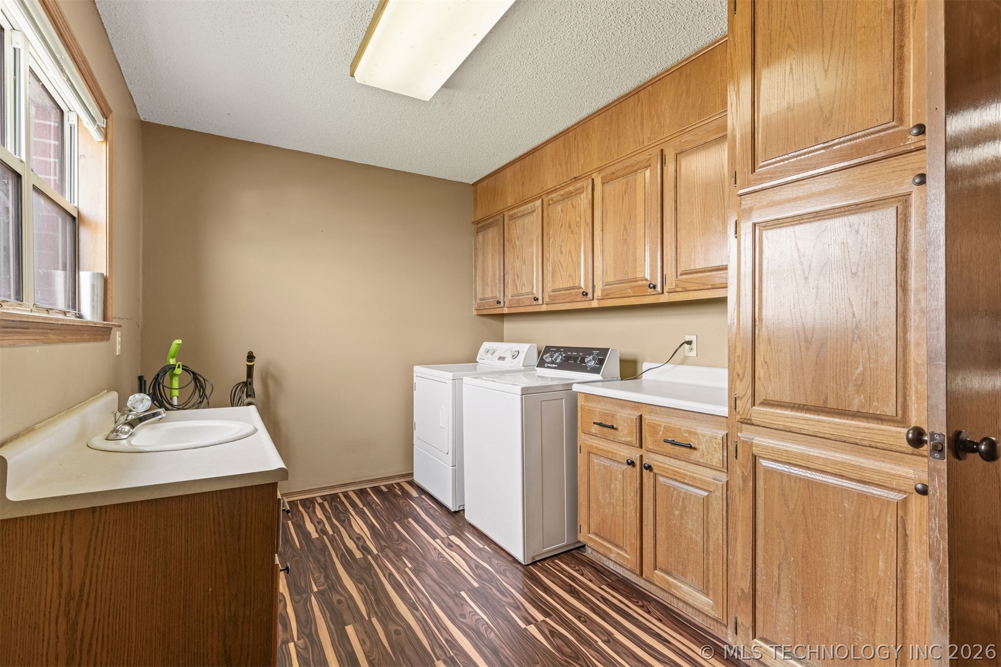 302 N Gas Street Chouteau OK 74337
