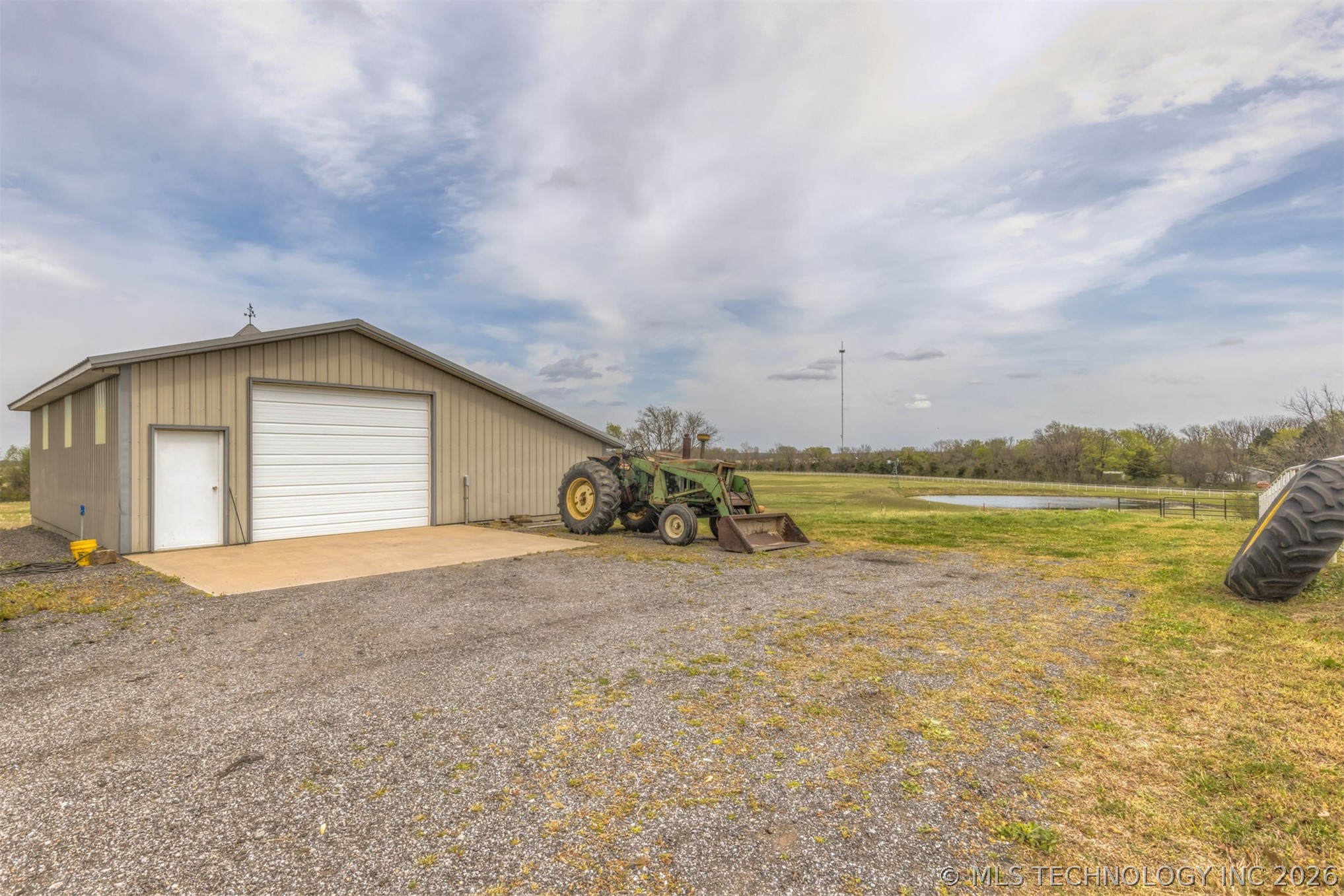 302 N Gas Street Chouteau OK 74337
