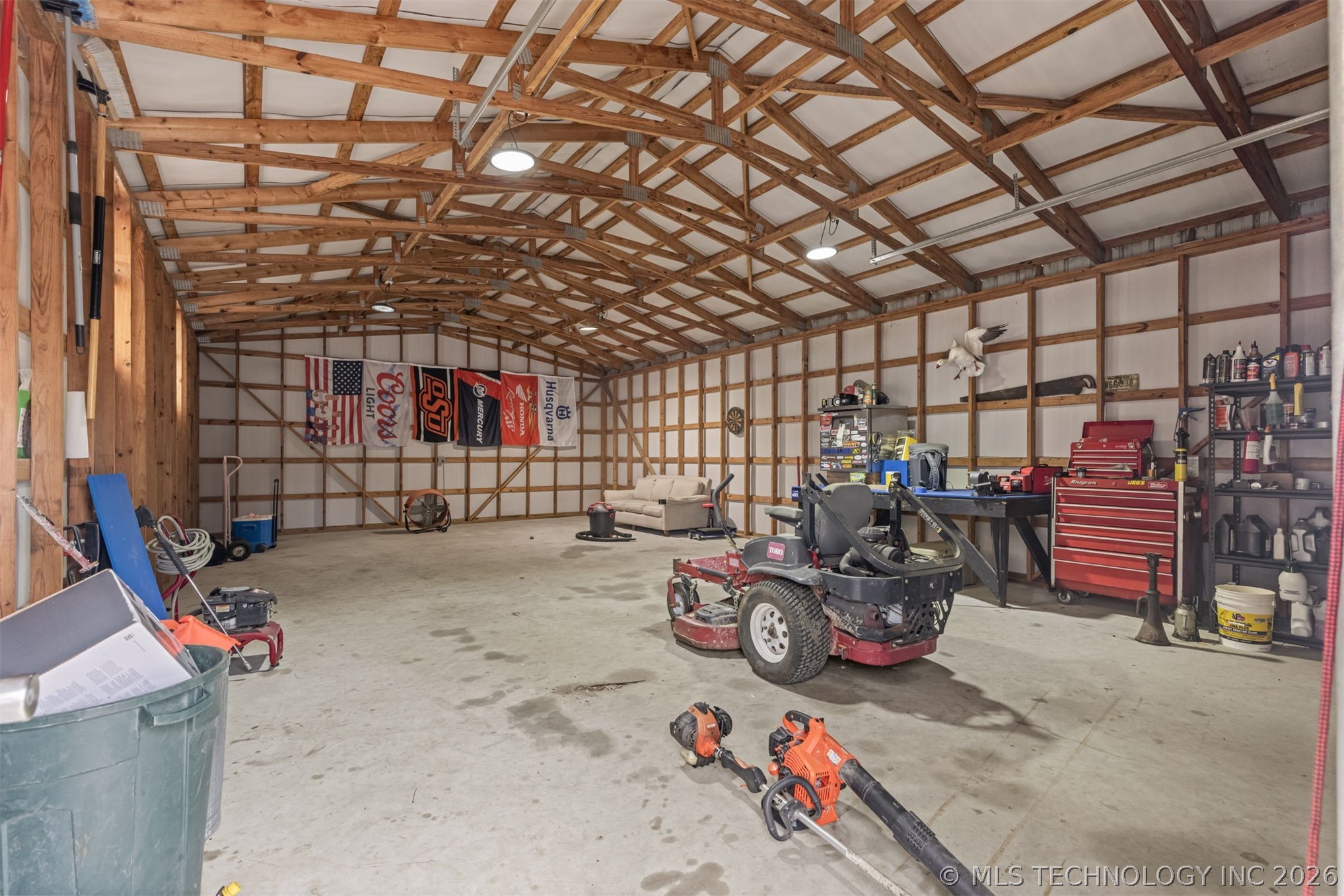 302 N Gas Street Chouteau OK 74337