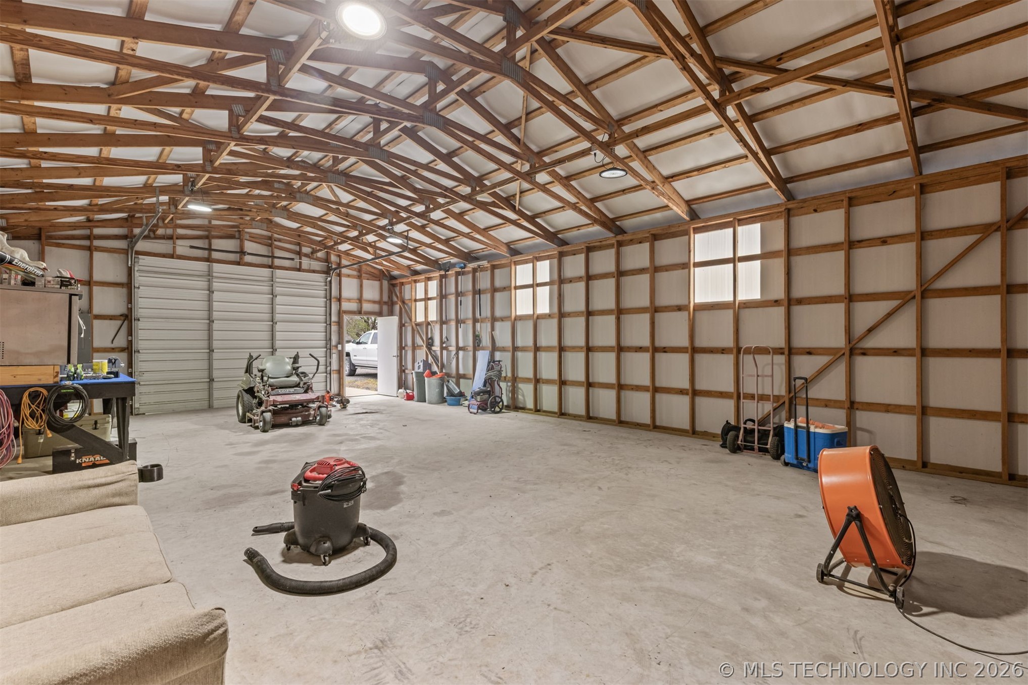 302 N Gas Street Chouteau OK 74337