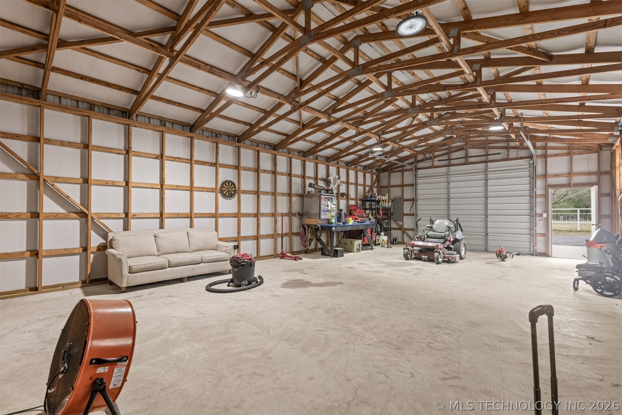 302 N Gas Street Chouteau OK 74337