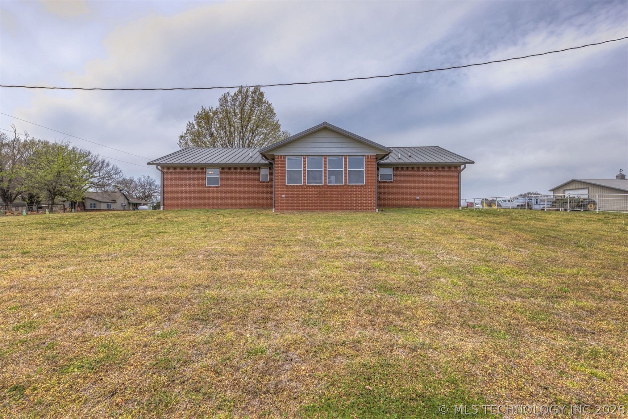 302 N Gas Street Chouteau OK 74337