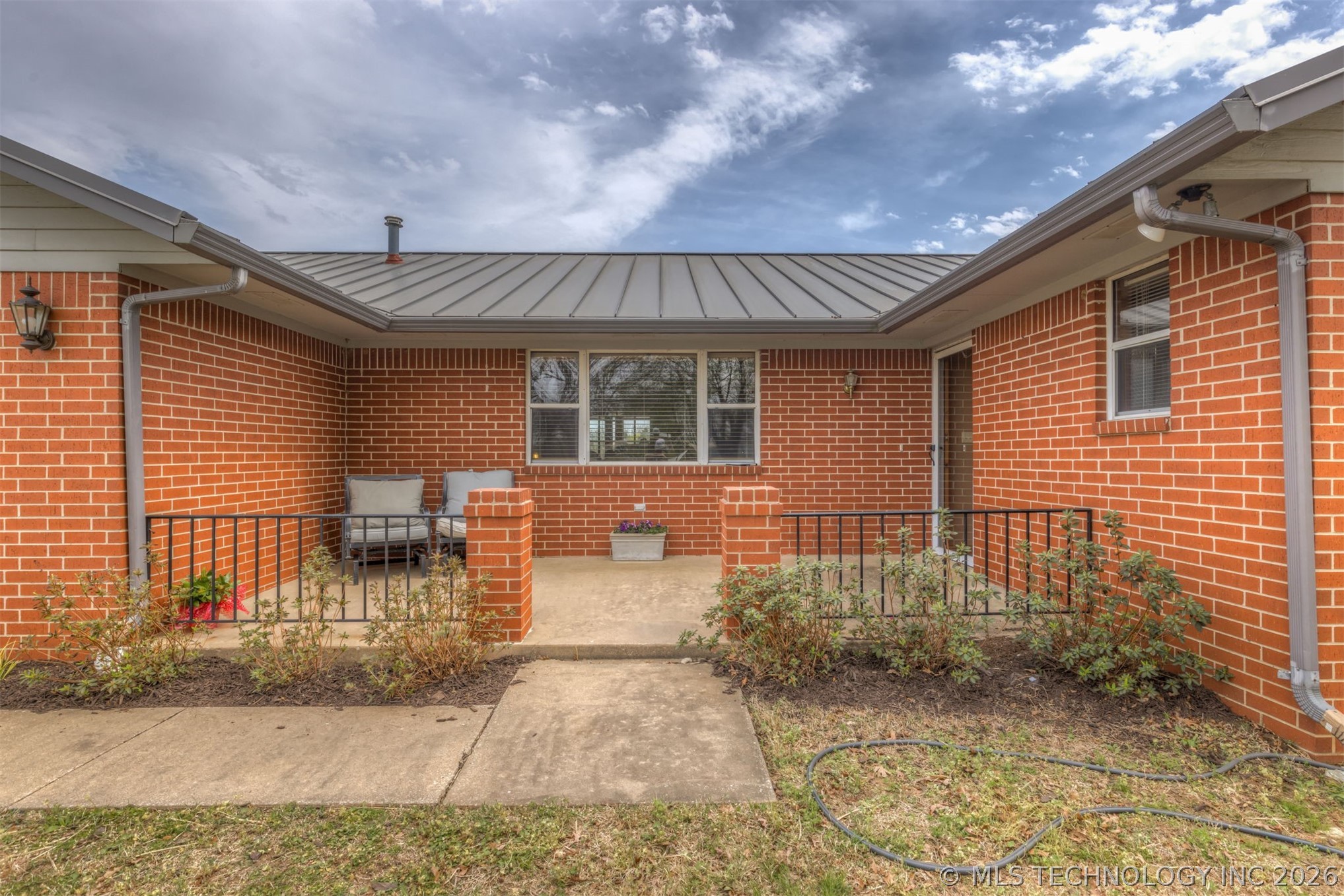 302 N Gas Street Chouteau OK 74337