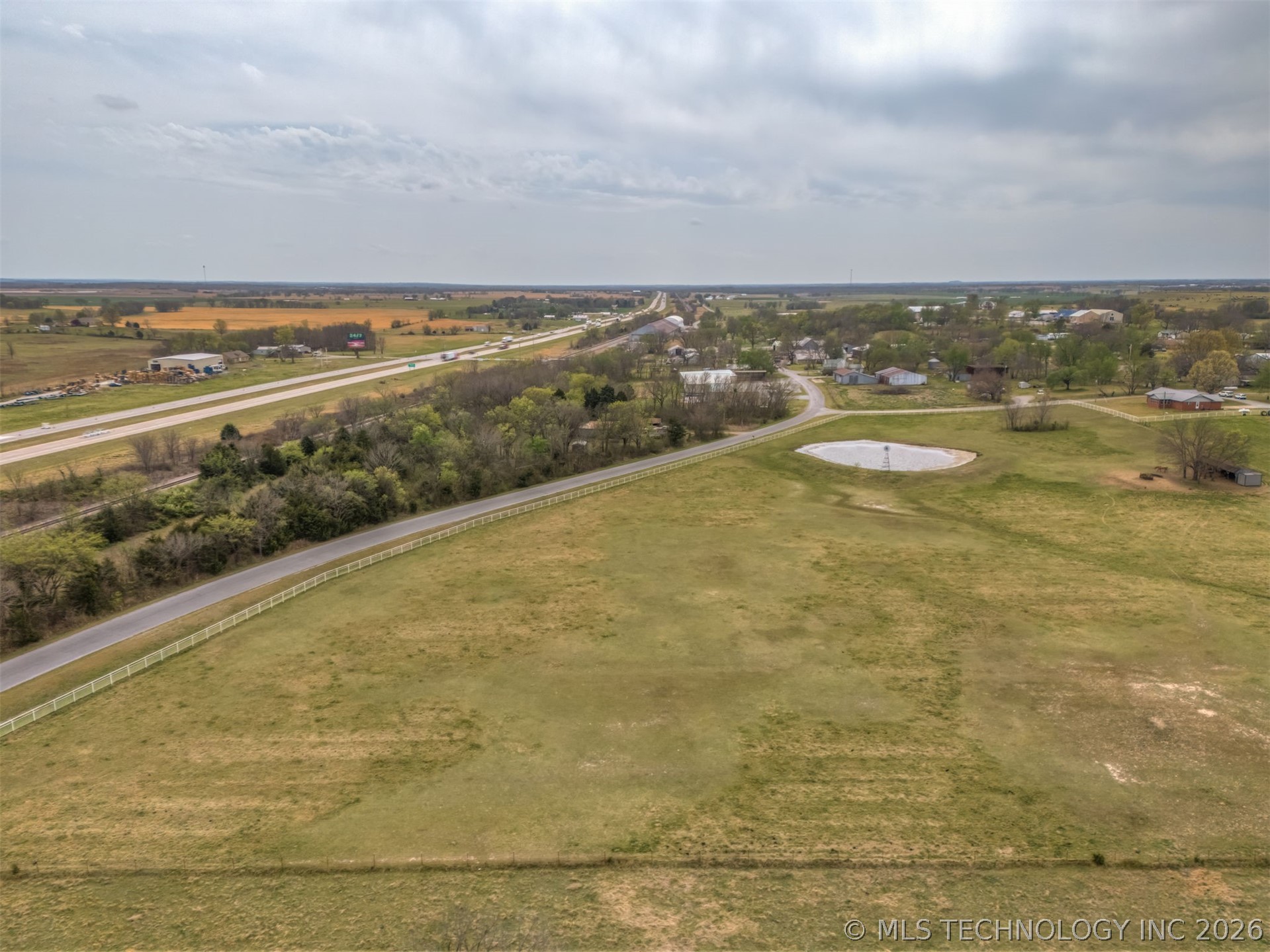 302 N Gas Street Chouteau OK 74337