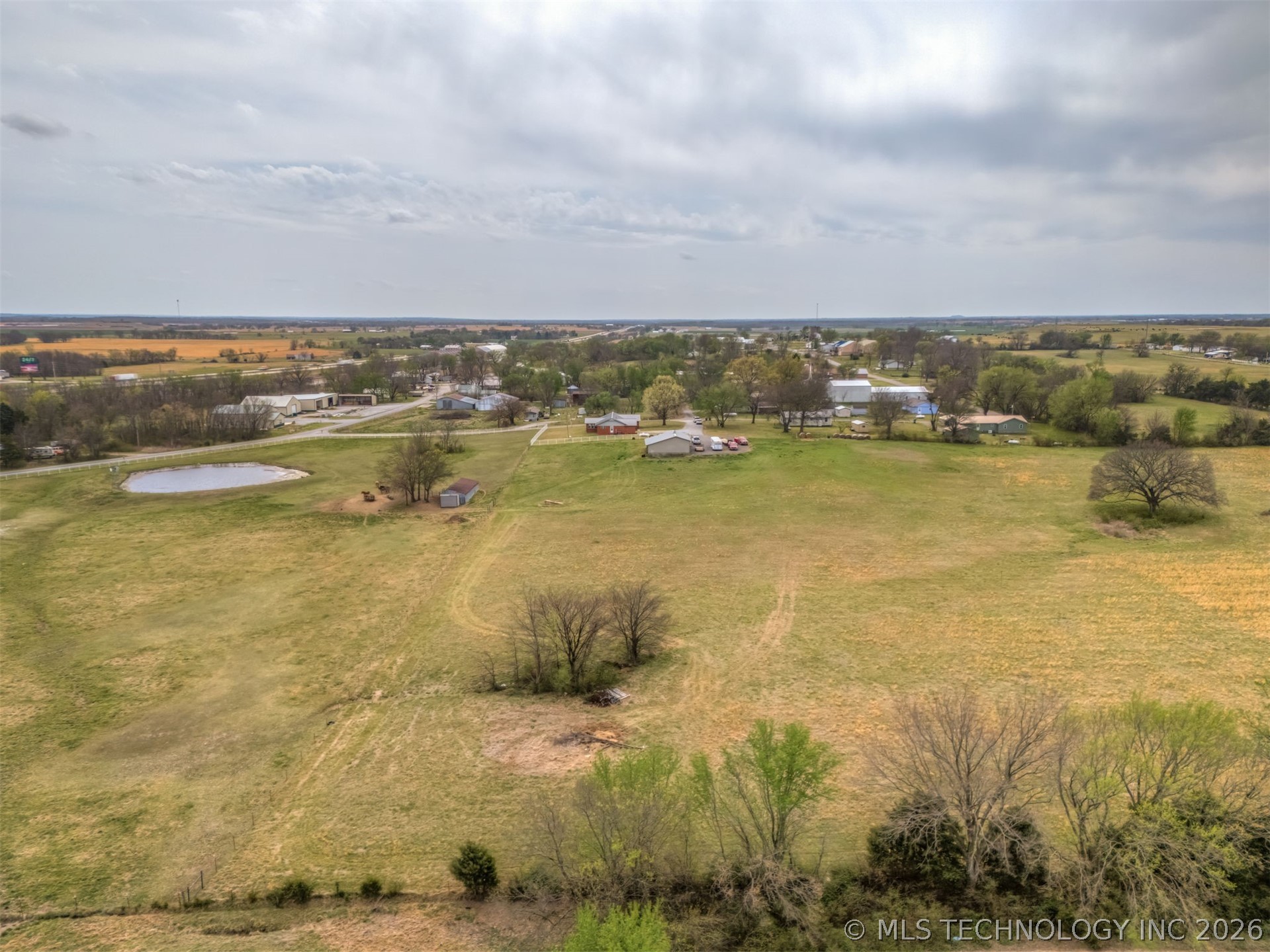 302 N Gas Street Chouteau OK 74337