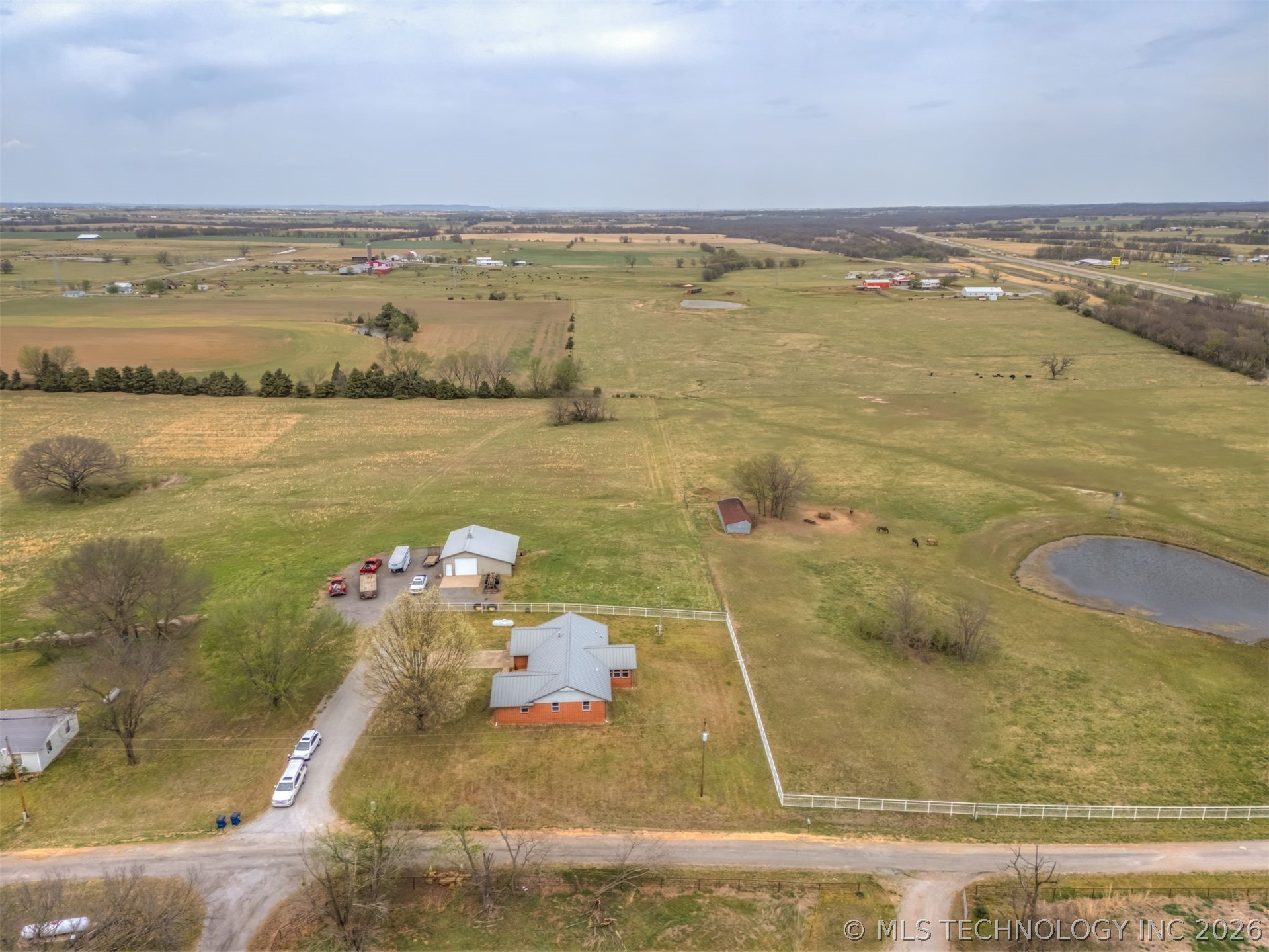 302 N Gas Street Chouteau OK 74337