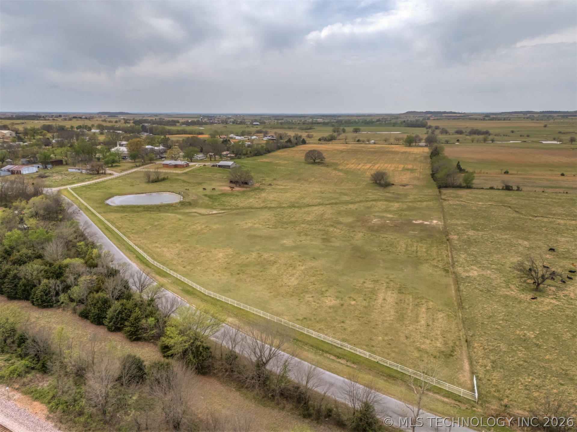 302 N Gas Street Chouteau OK 74337