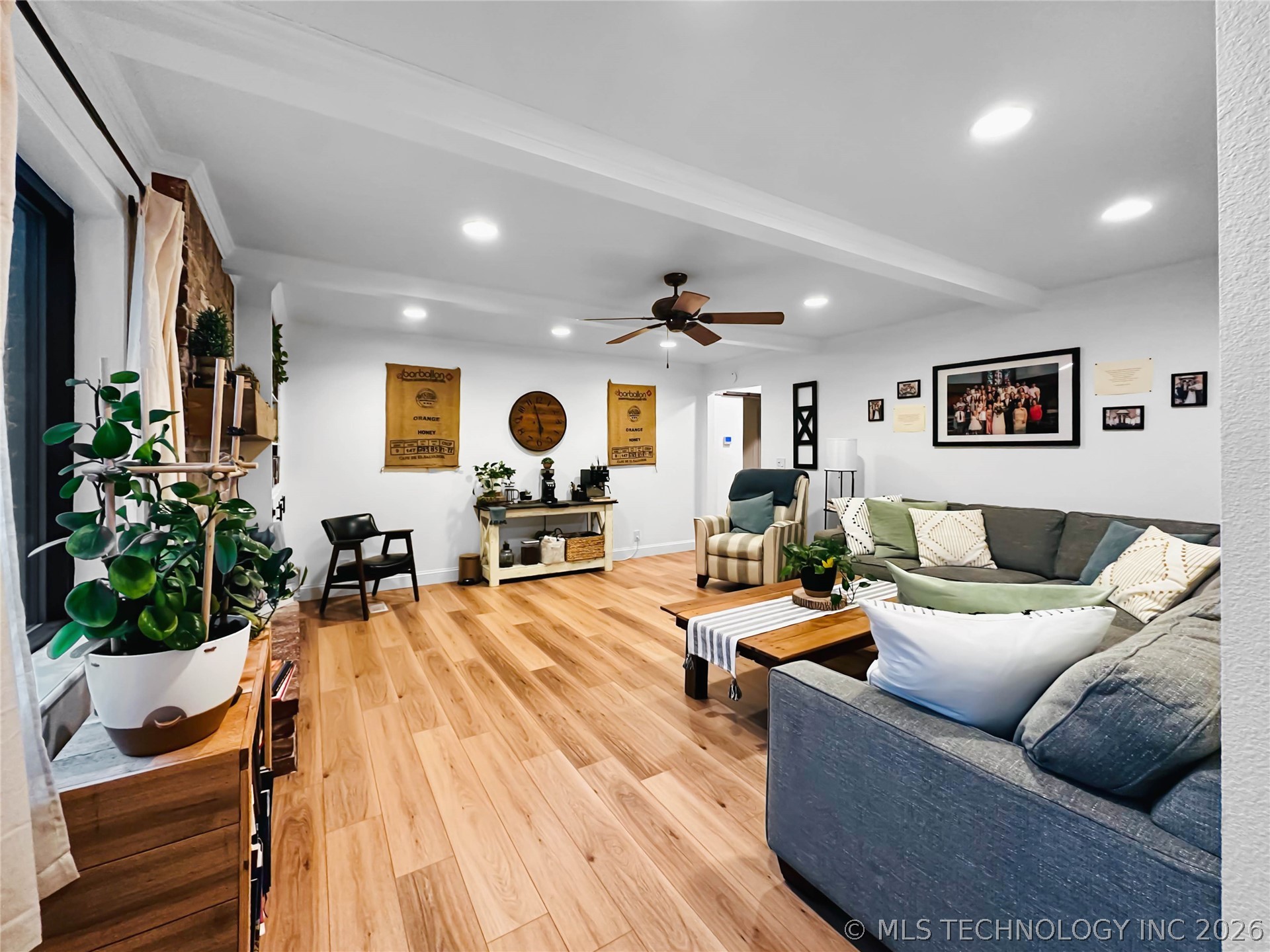 6953 E 61st Place Tulsa OK 74133