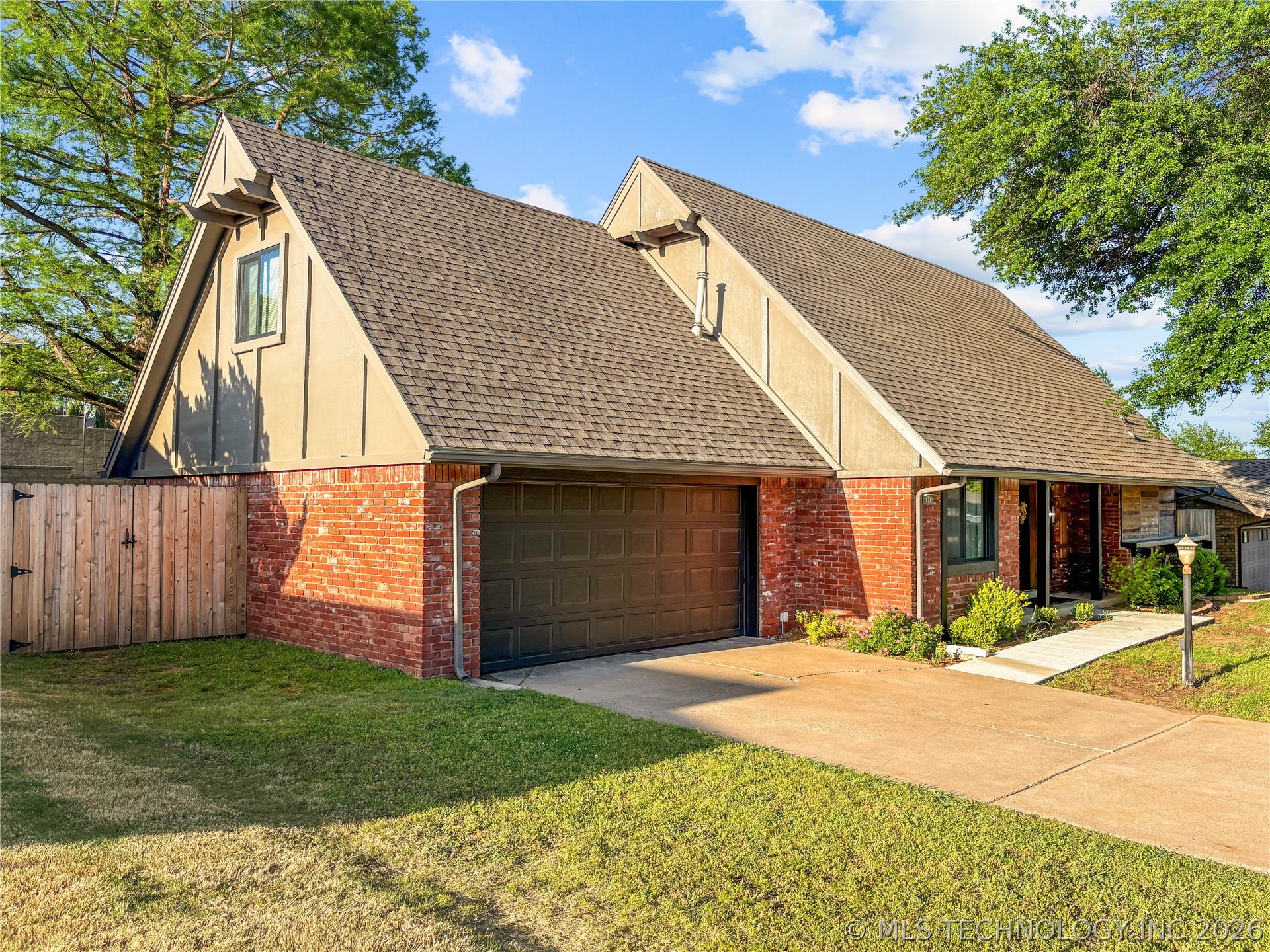 6953 E 61st Place Tulsa OK 74133