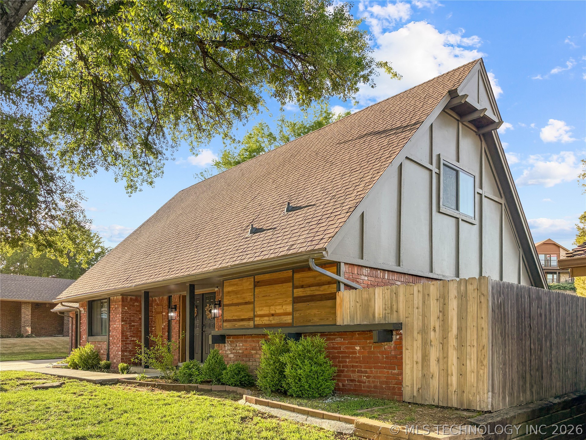 6953 E 61st Place Tulsa OK 74133