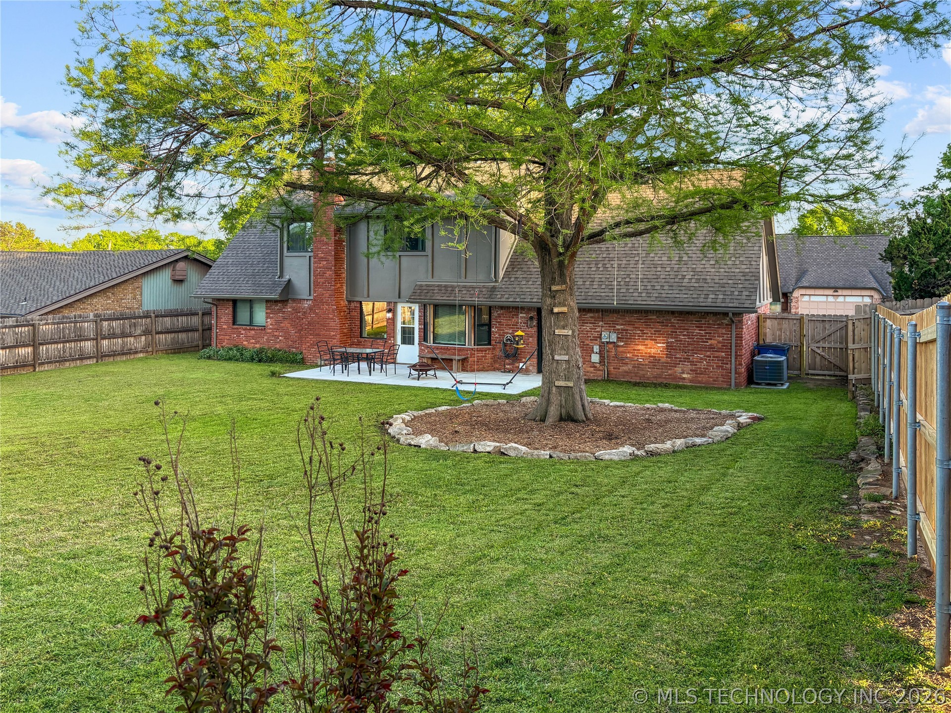 6953 E 61st Place Tulsa OK 74133