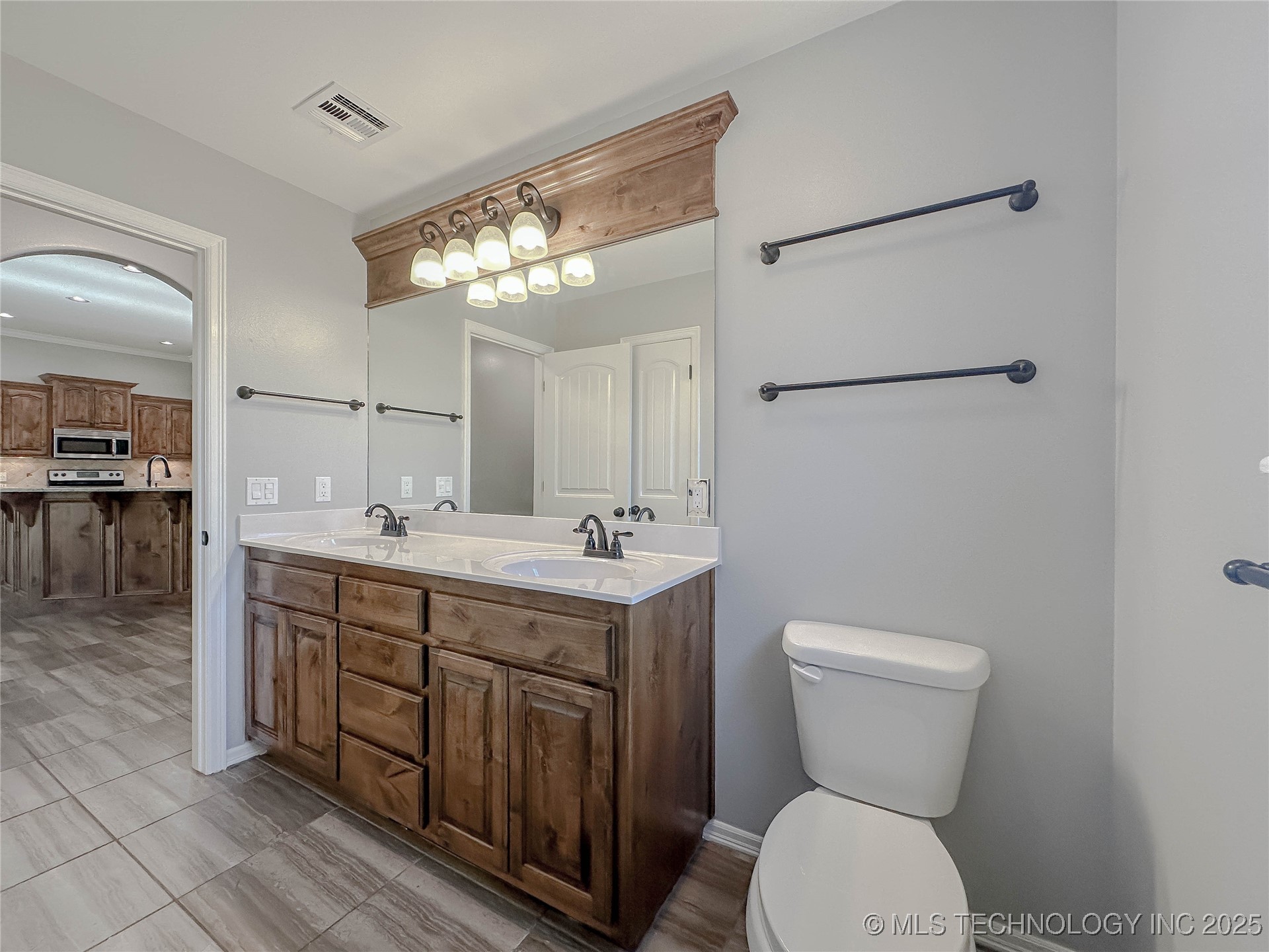 6133 E Engelmann Street Claremore OK 74019