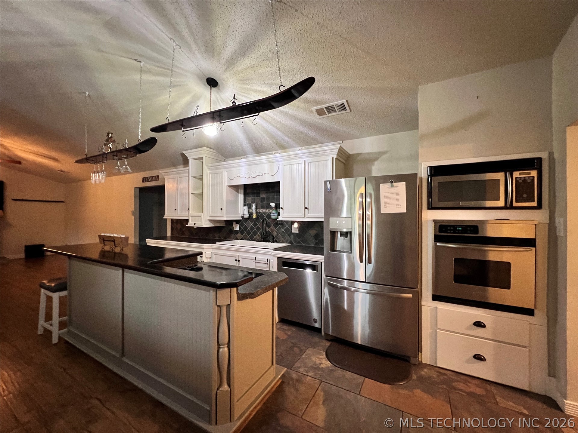 11782 Oak Ridge Street Kingston OK 73439