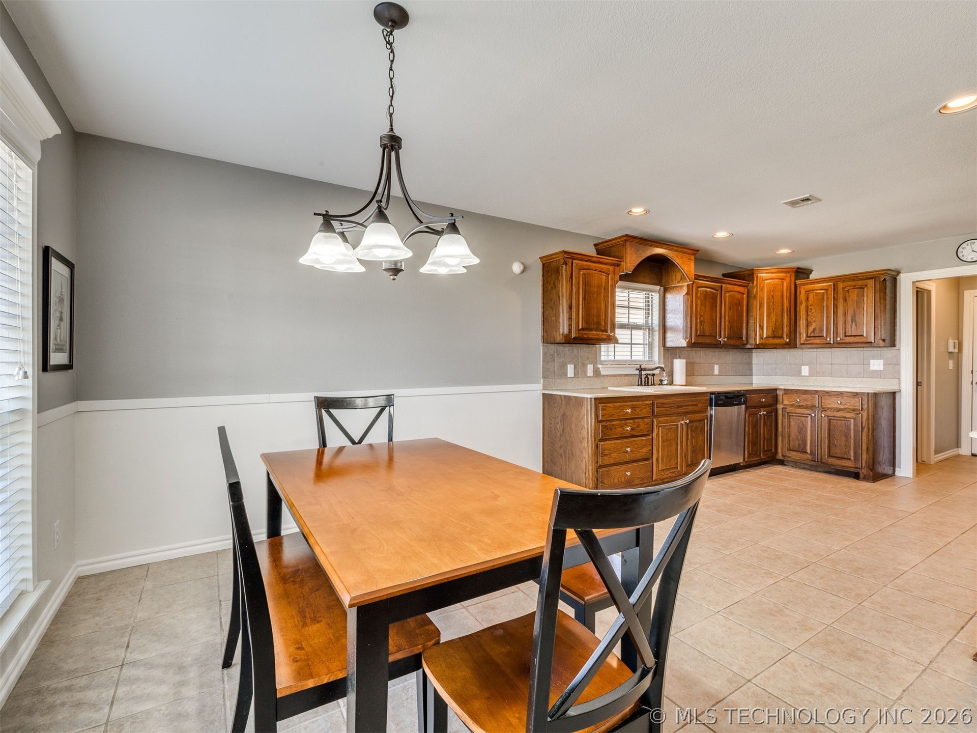5295 E 144th Street Collinsville OK 74021
