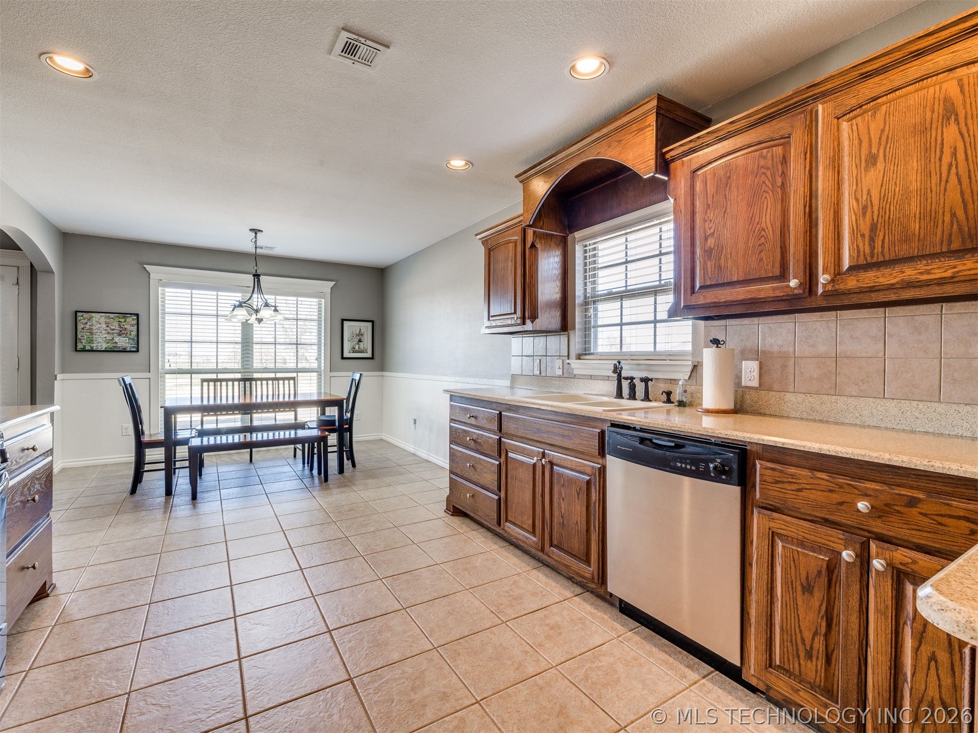 5295 E 144th Street Collinsville OK 74021