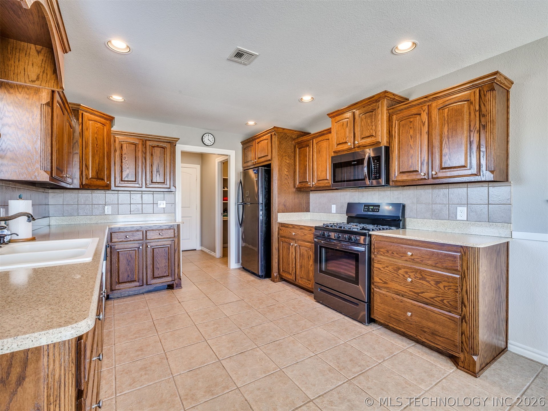 5295 E 144th Street Collinsville OK 74021