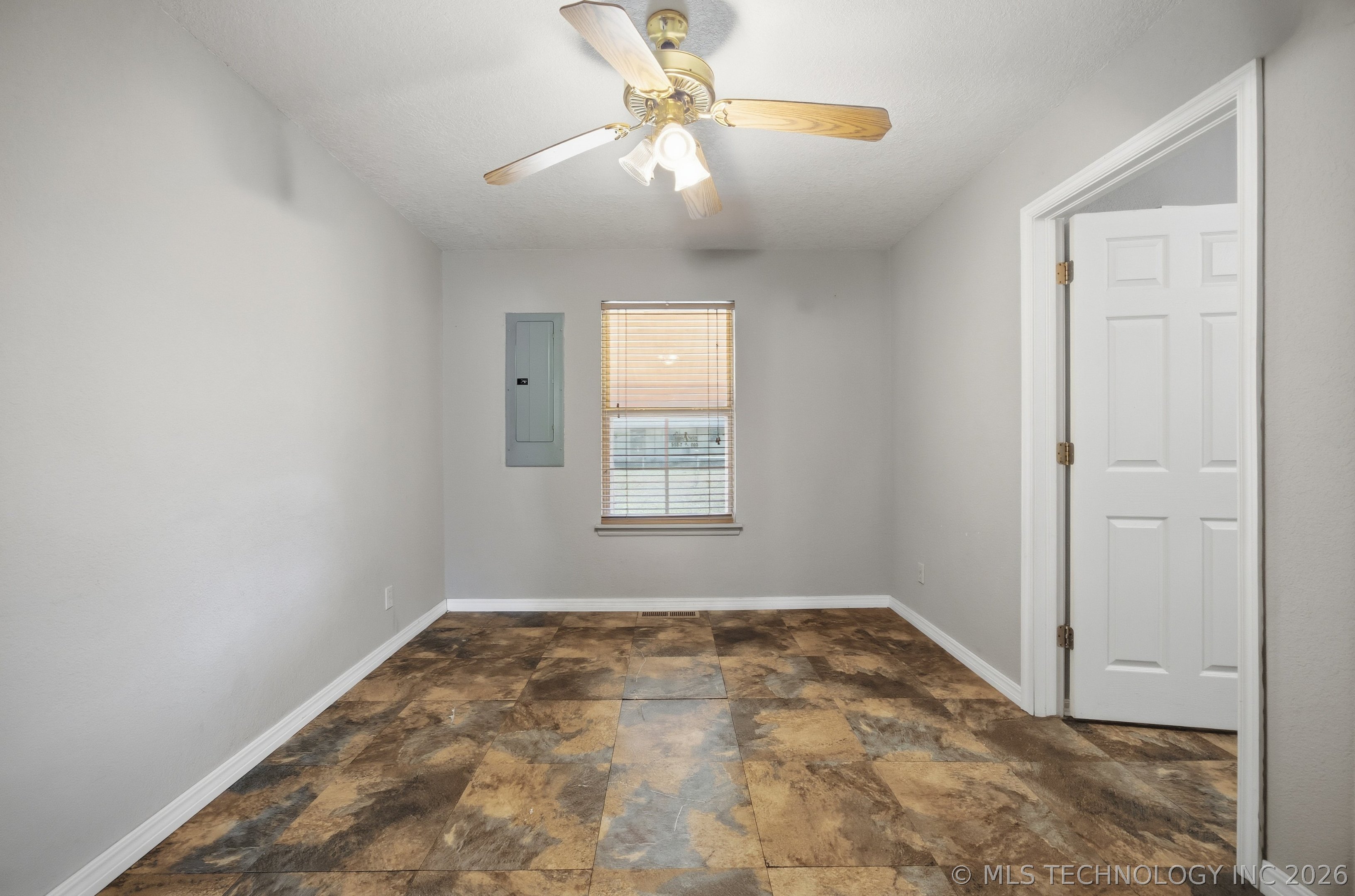 506 S Delaware Avenue Okmulgee OK 74447