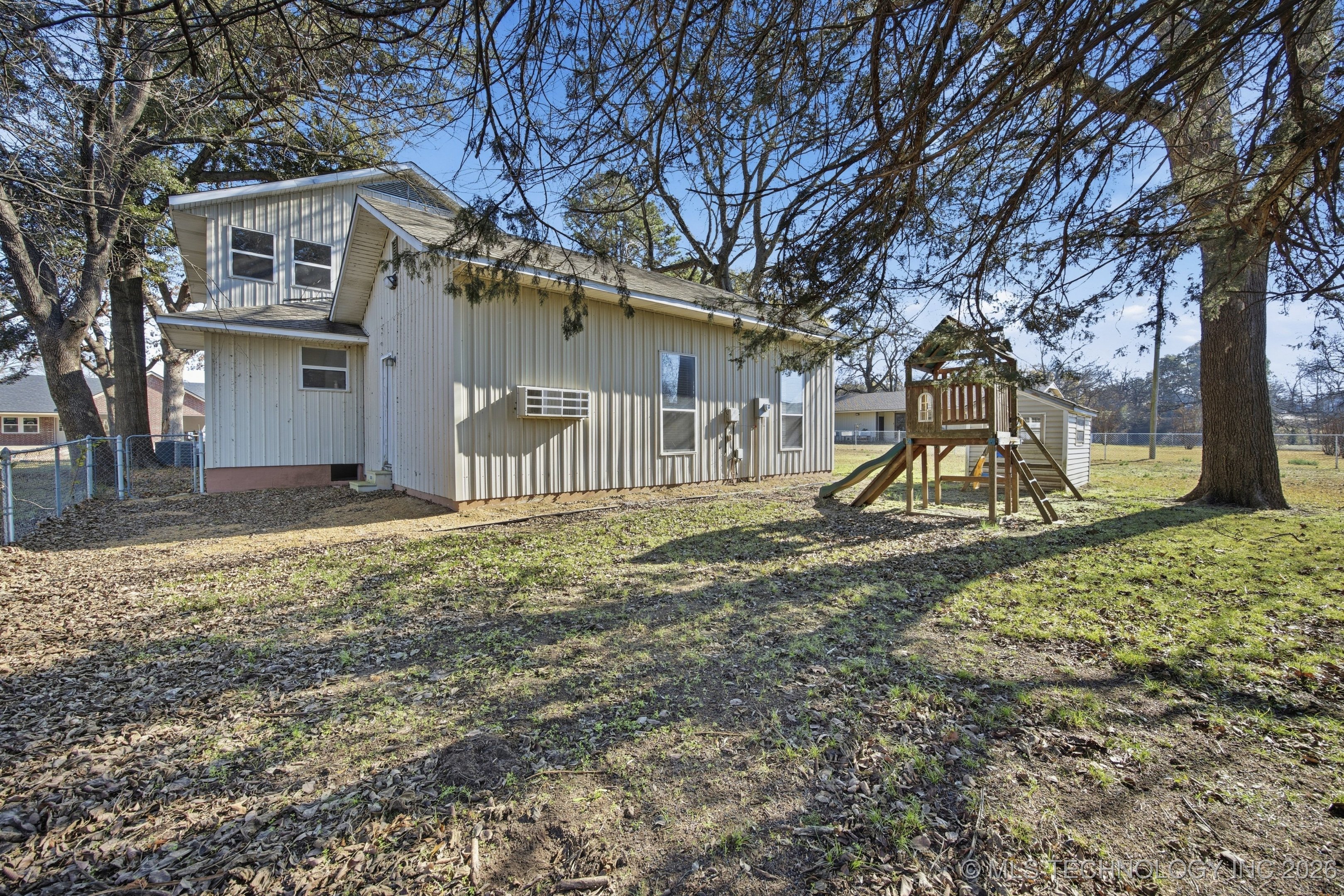 506 S Delaware Avenue Okmulgee OK 74447