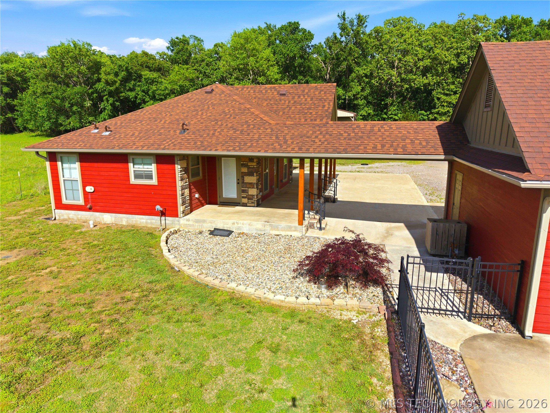 467281 Highway 100 Stilwell OK 74960