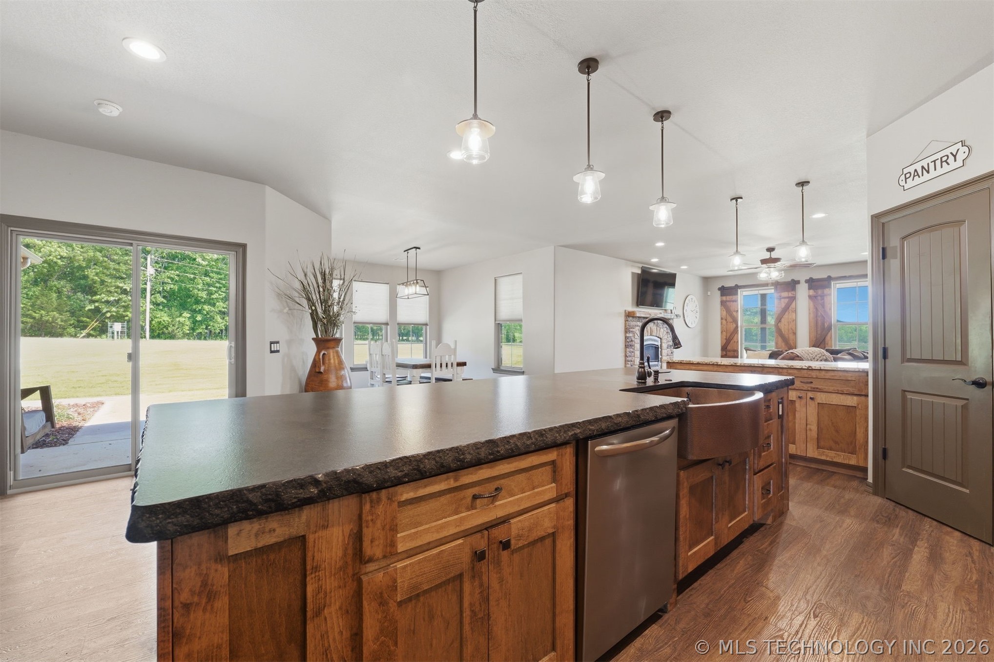 467281 Highway 100 Stilwell OK 74960