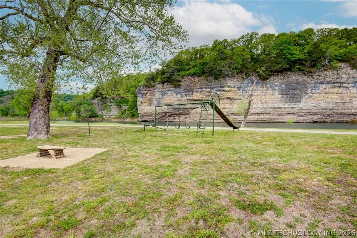 58 Oak Street Locust Grove OK 74352