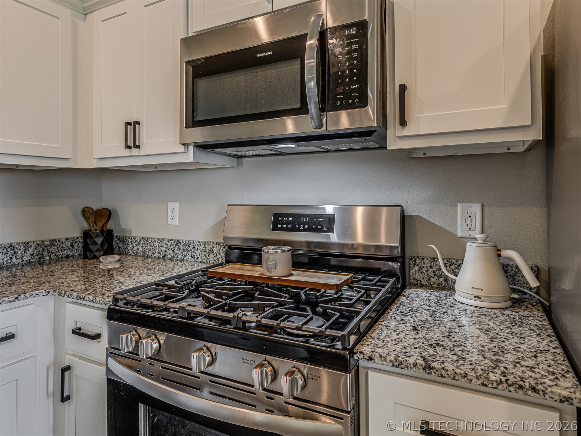14225 N 75 Eastavenue Collinsville OK 74021