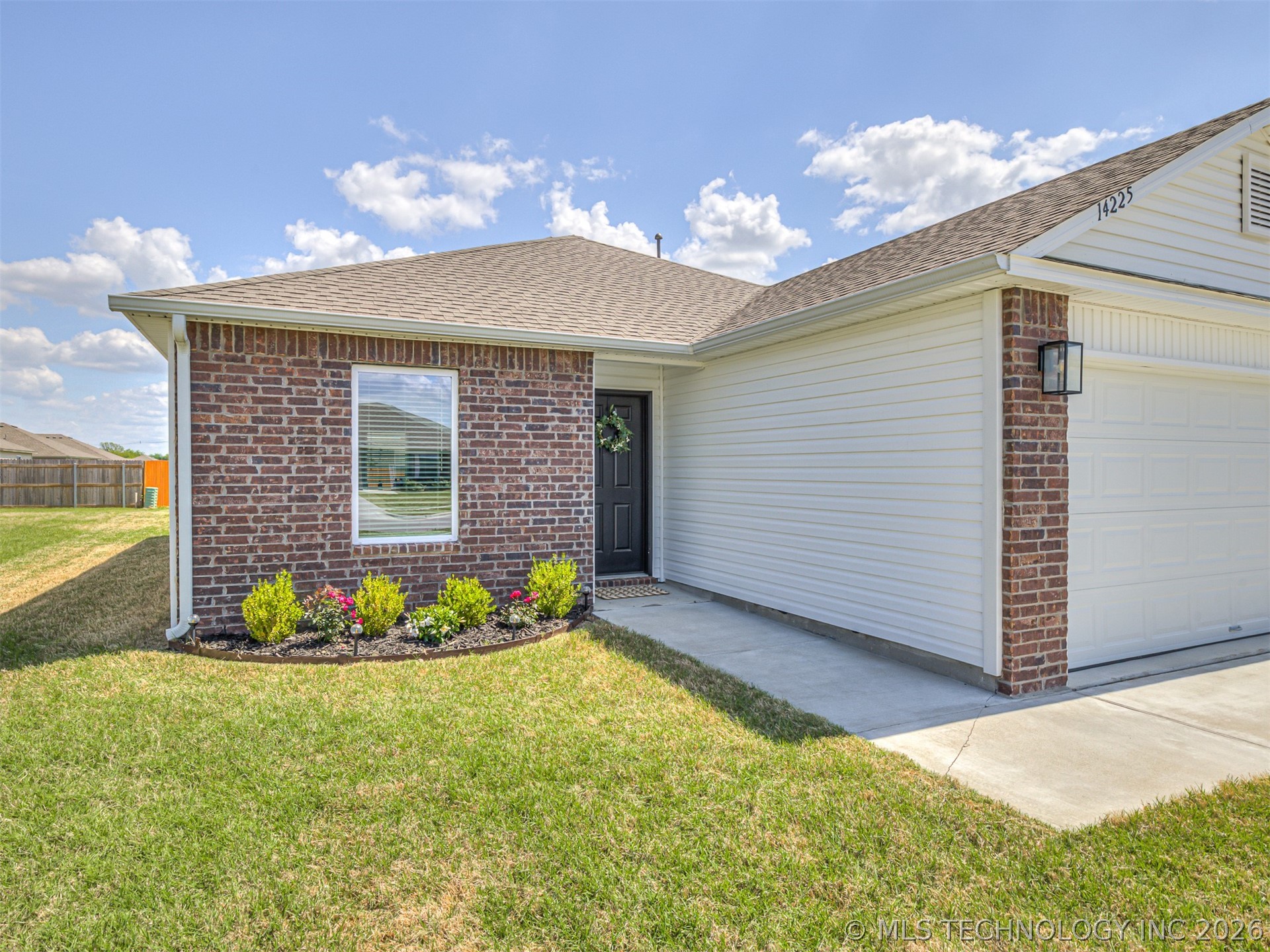 14225 N 75 Eastavenue Collinsville OK 74021