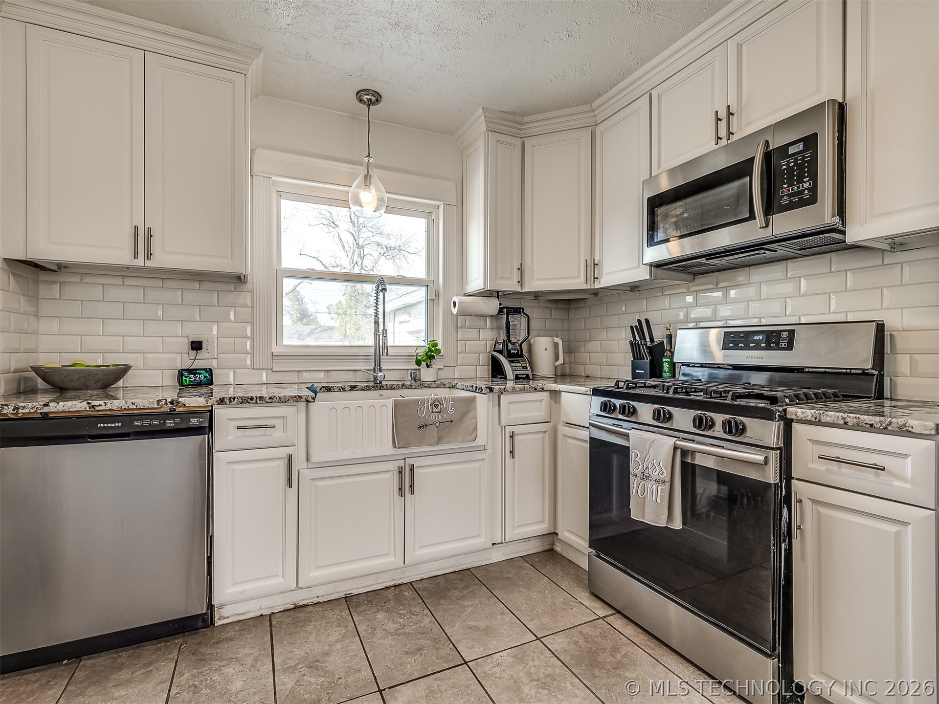 1407 E 52nd Place Tulsa OK 74105