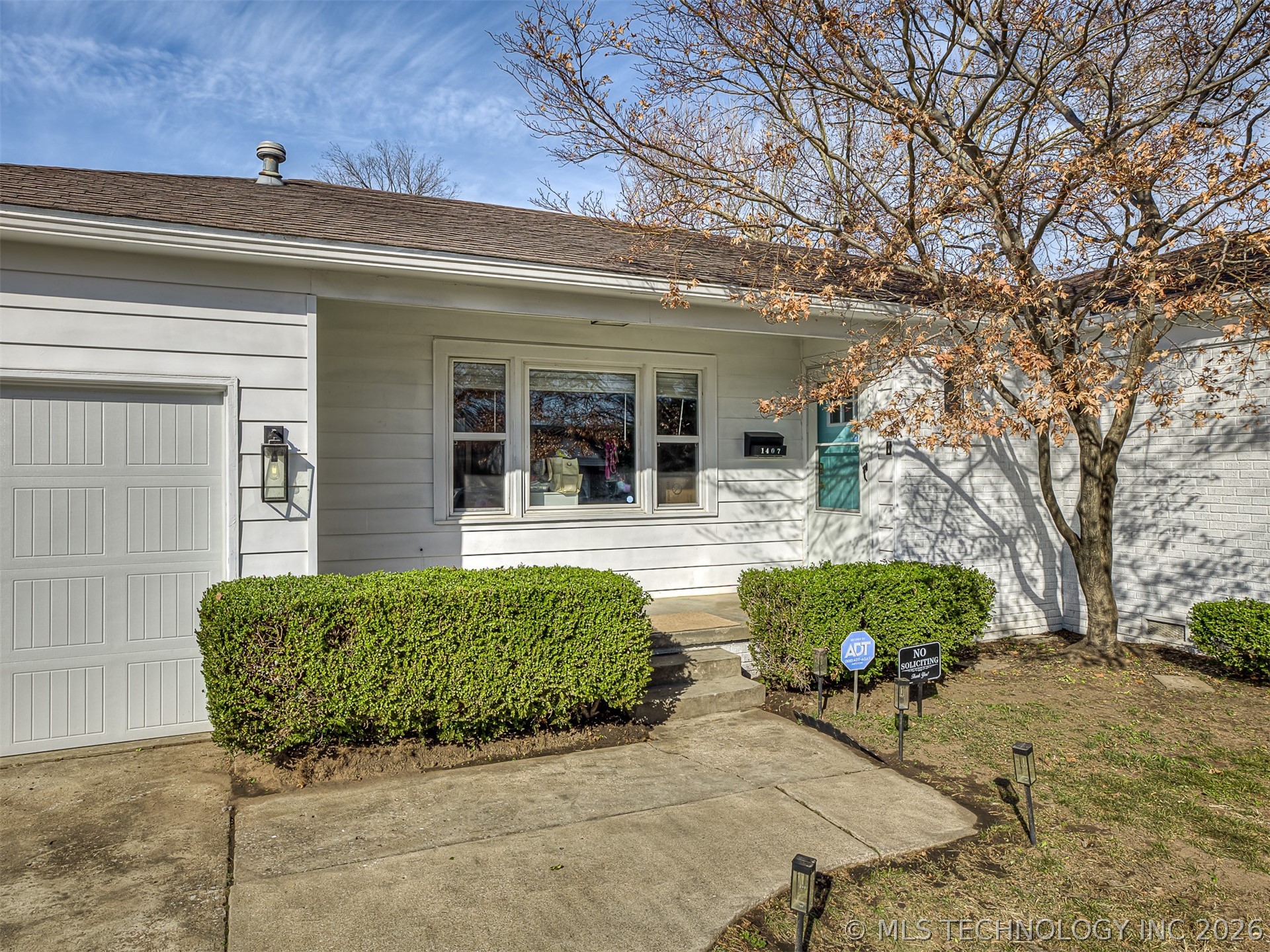 1407 E 52nd Place Tulsa OK 74105