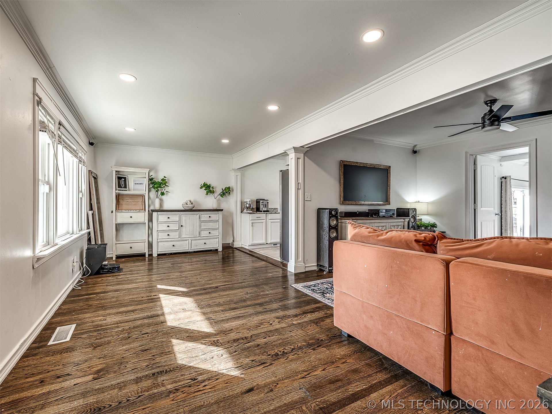 1407 E 52nd Place Tulsa OK 74105