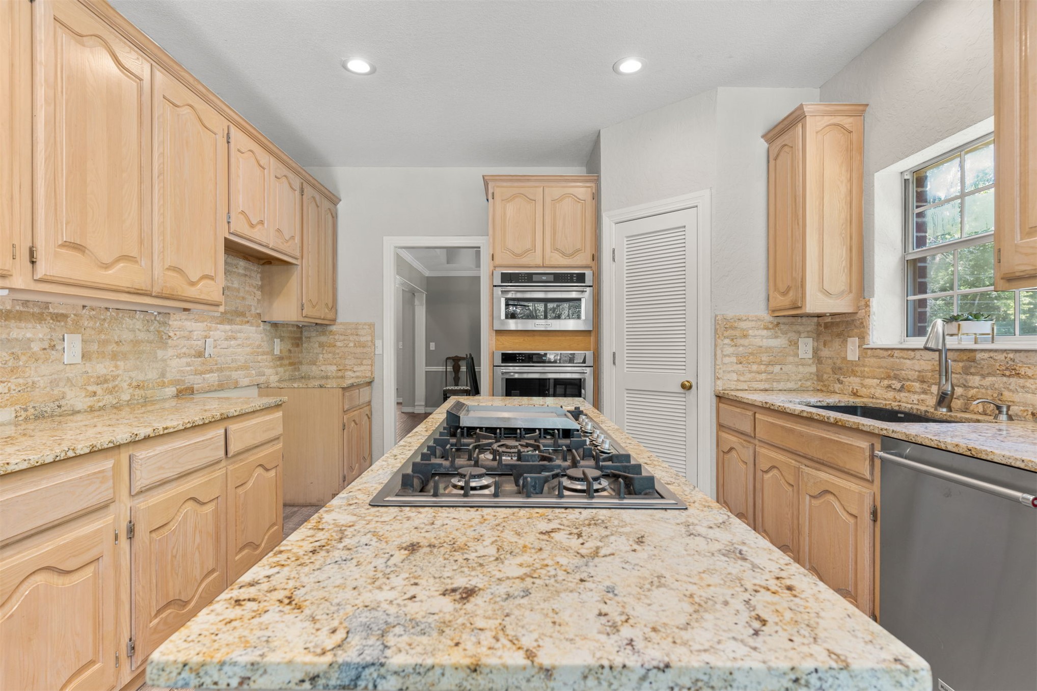 28310 E 6th Place Catoosa OK 74015