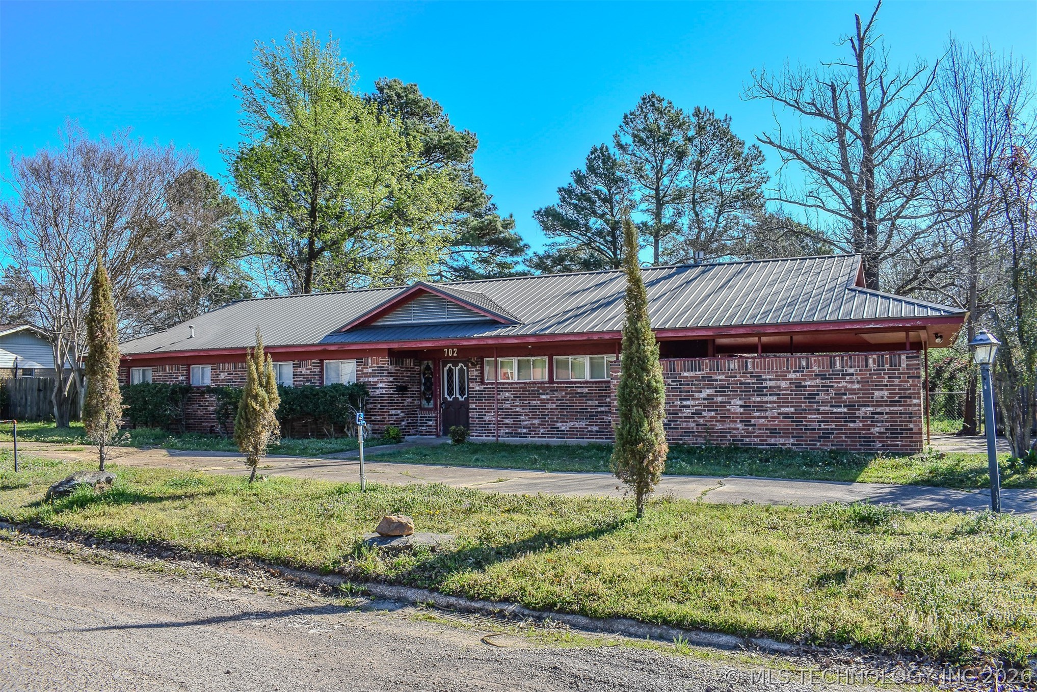 702 N 6th Street Hugo OK 74743