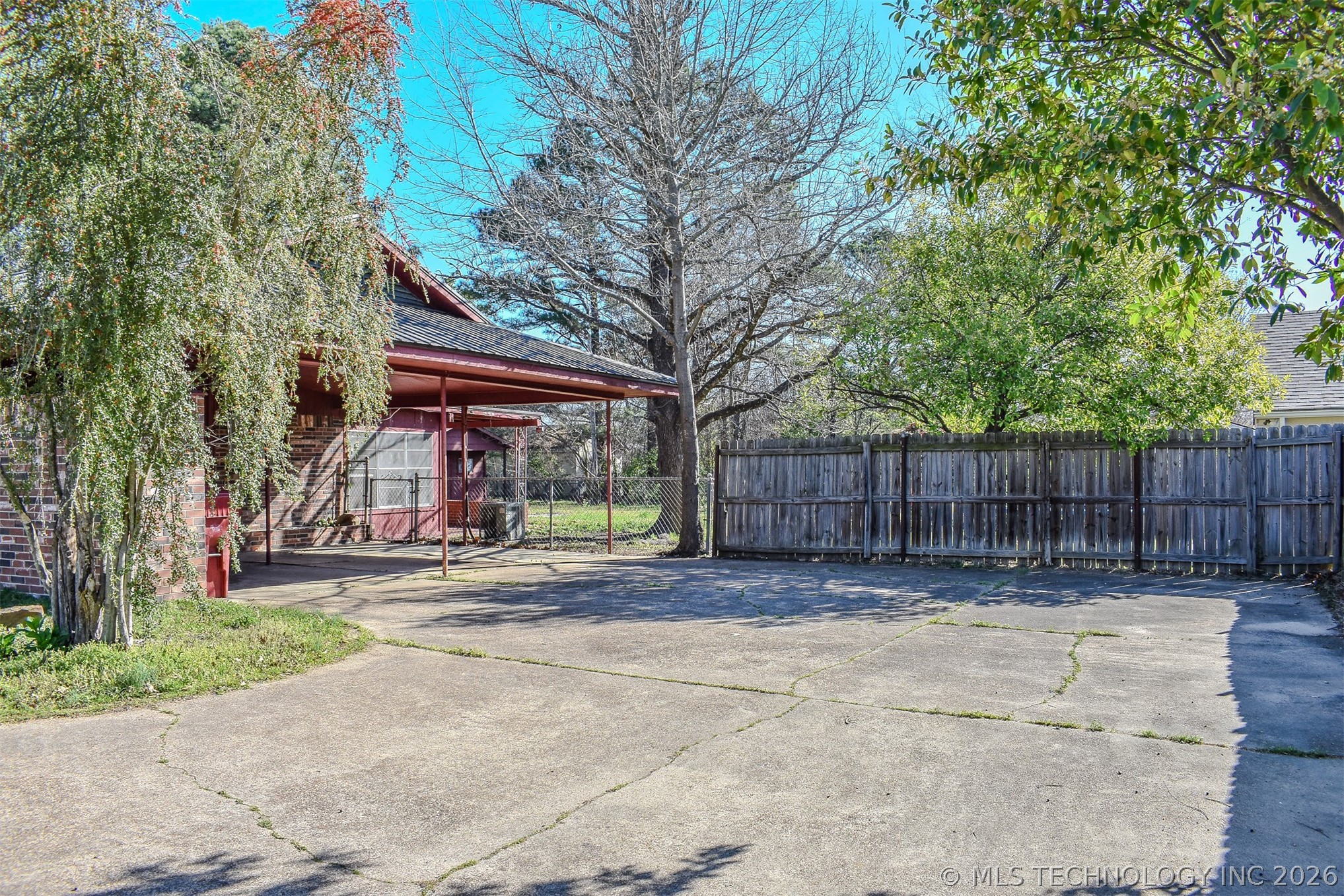 702 N 6th Street Hugo OK 74743