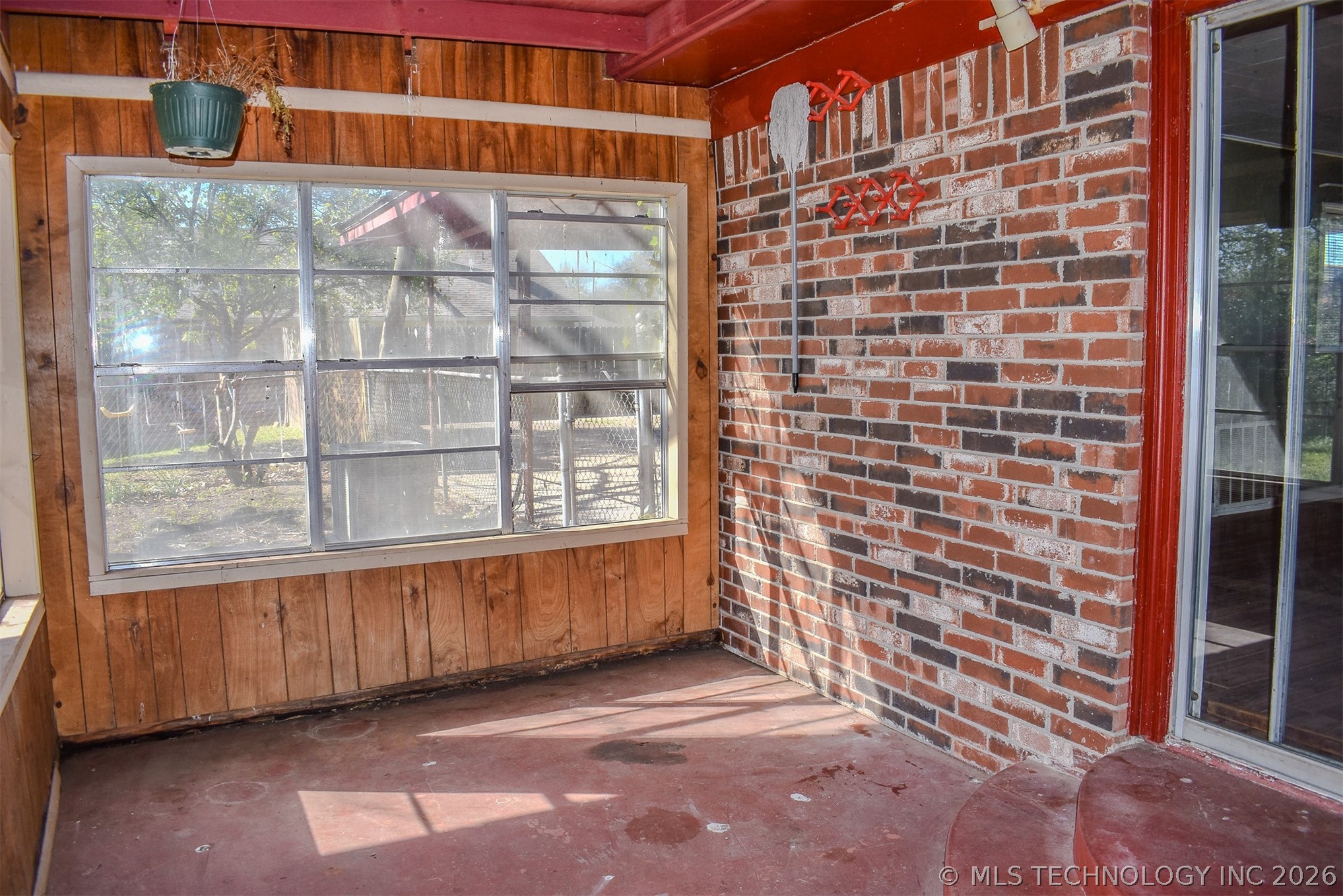 702 N 6th Street Hugo OK 74743