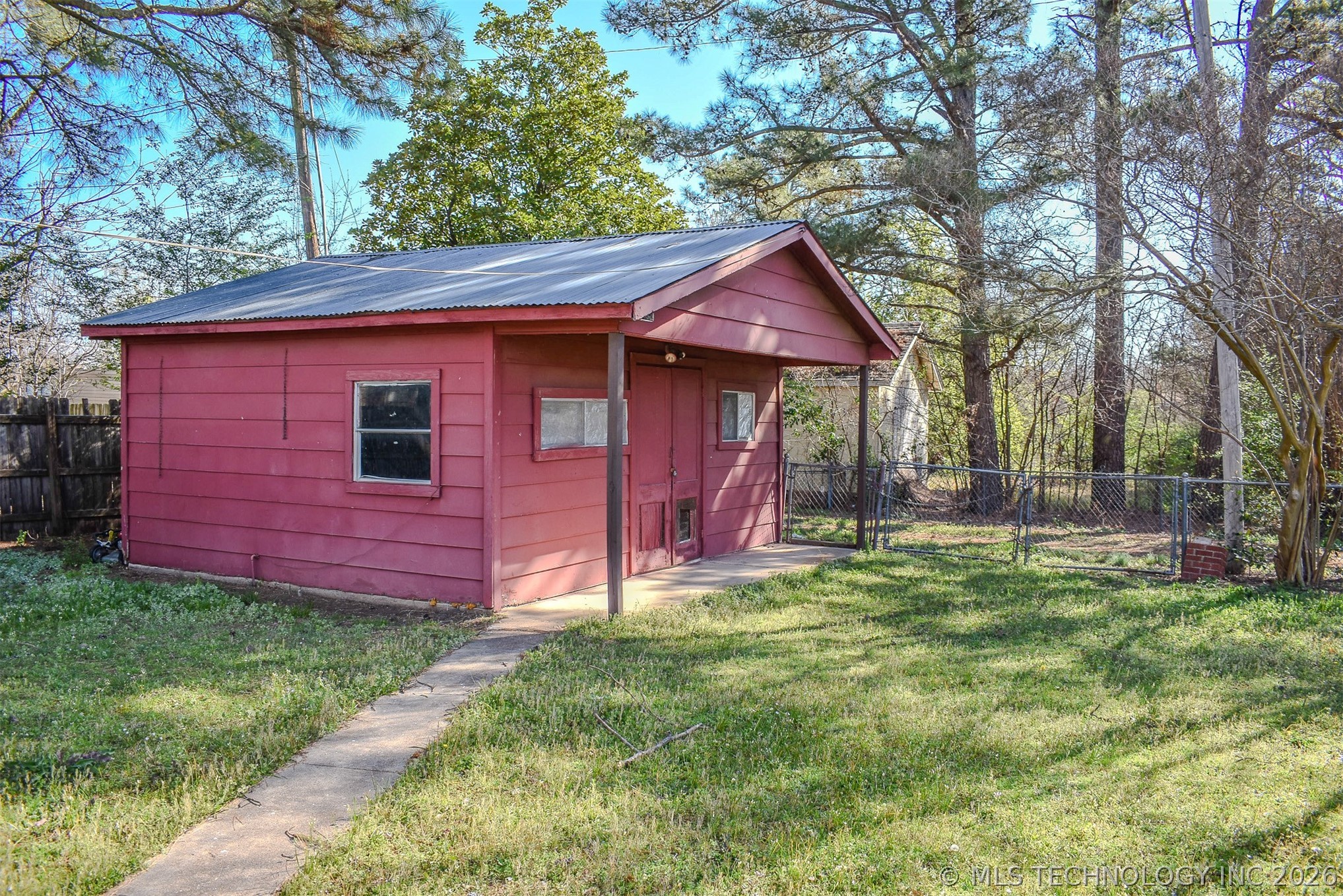 702 N 6th Street Hugo OK 74743