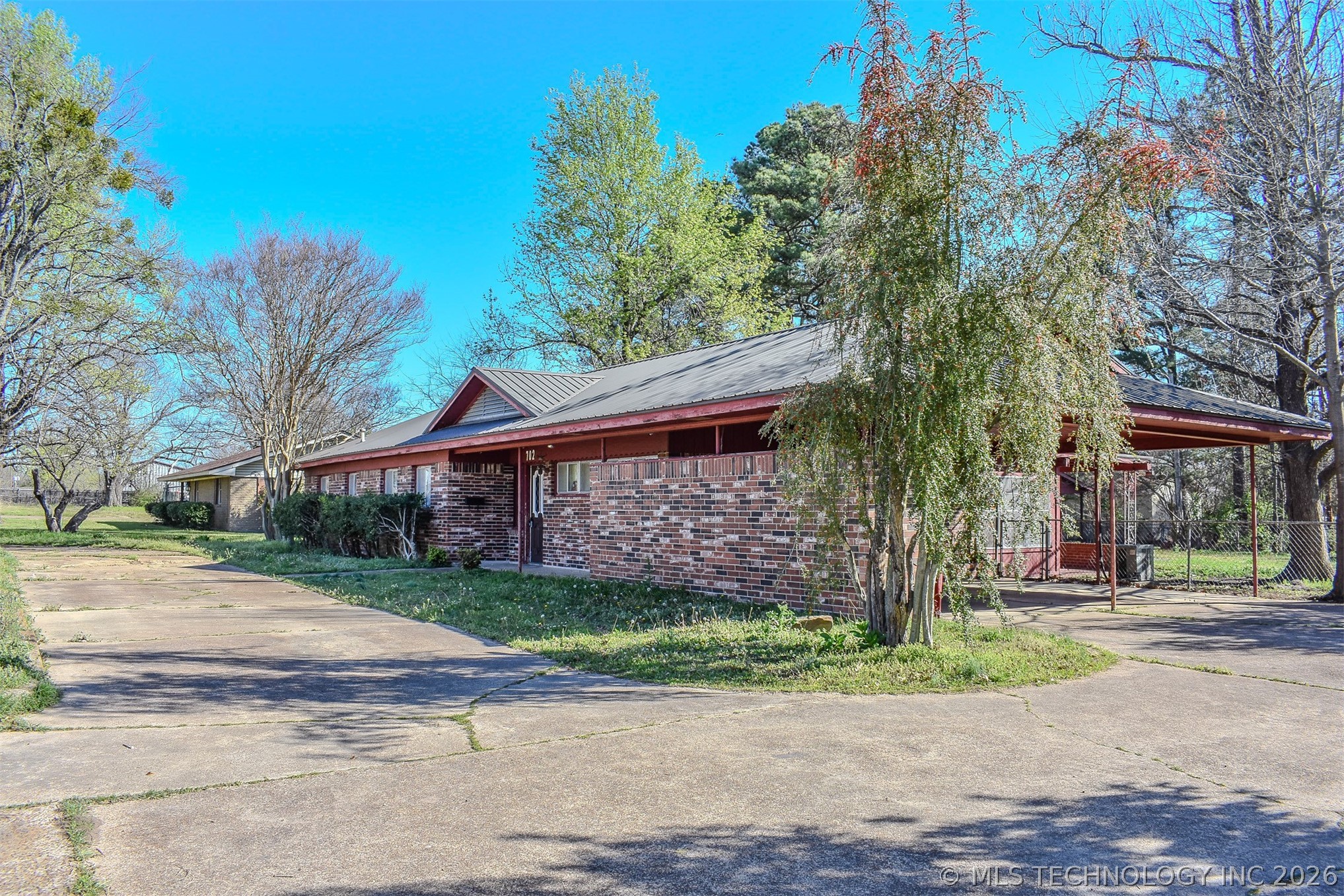 702 N 6th Street Hugo OK 74743