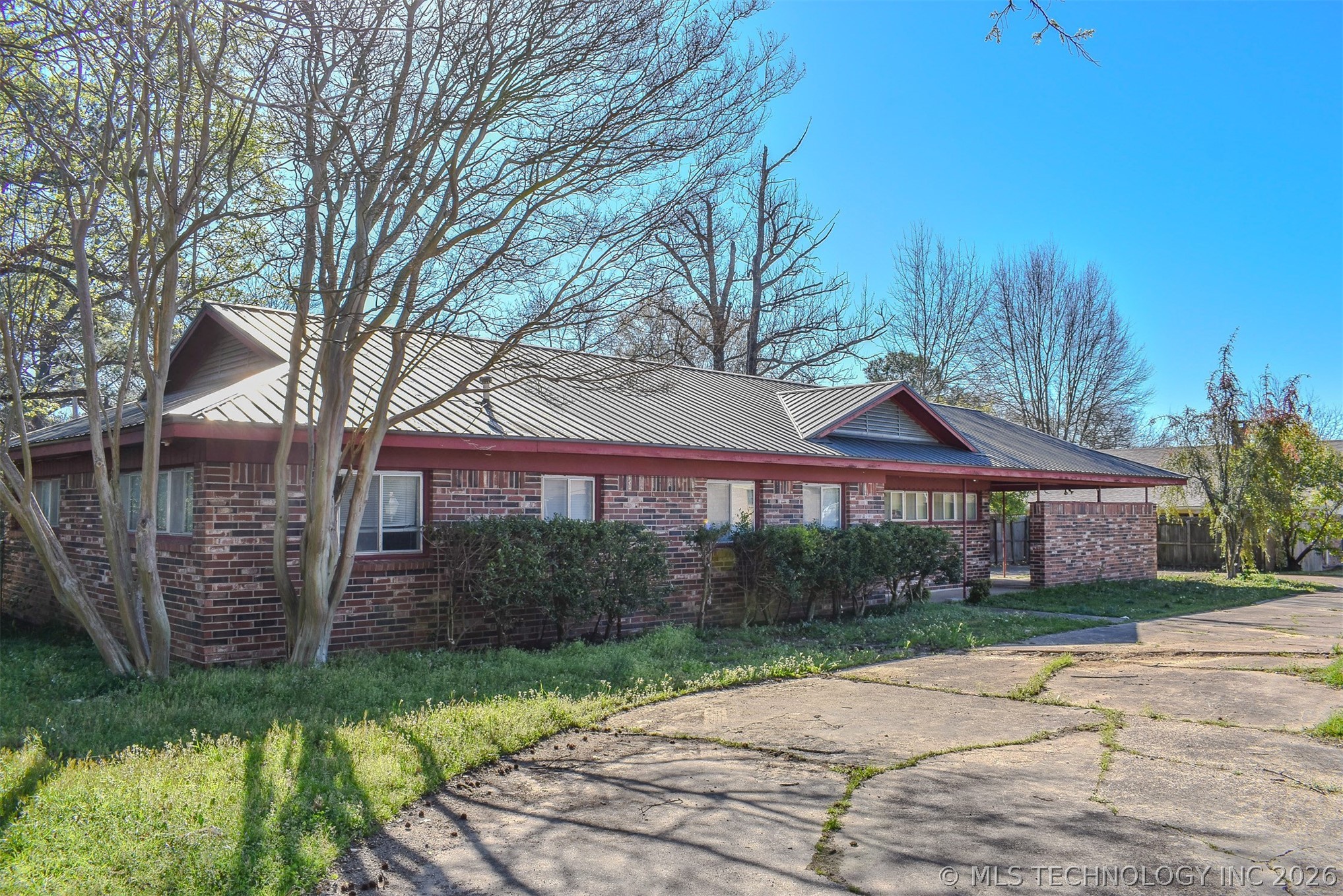 702 N 6th Street Hugo OK 74743