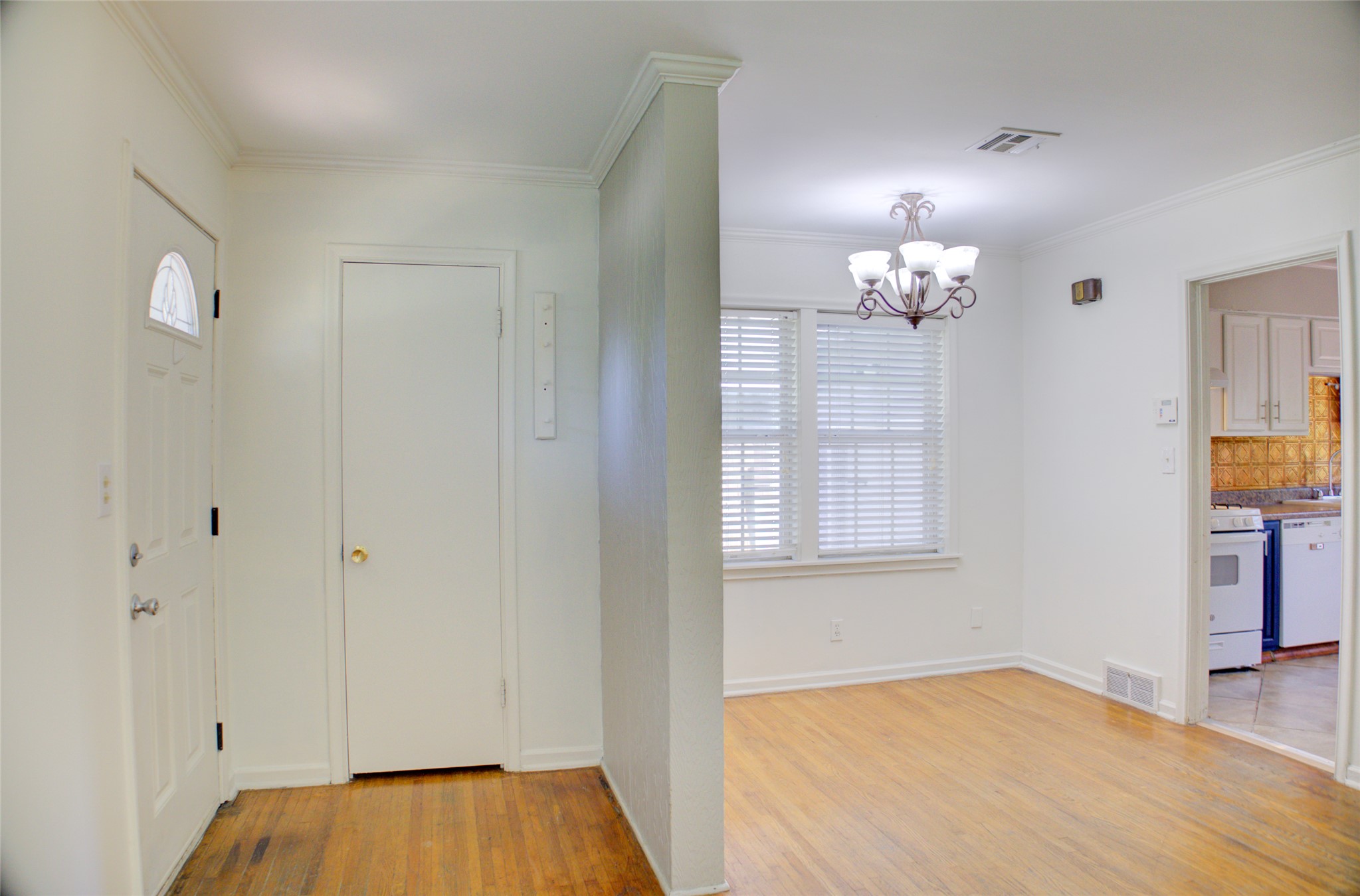 4221 E 25th Place E Tulsa OK 74114