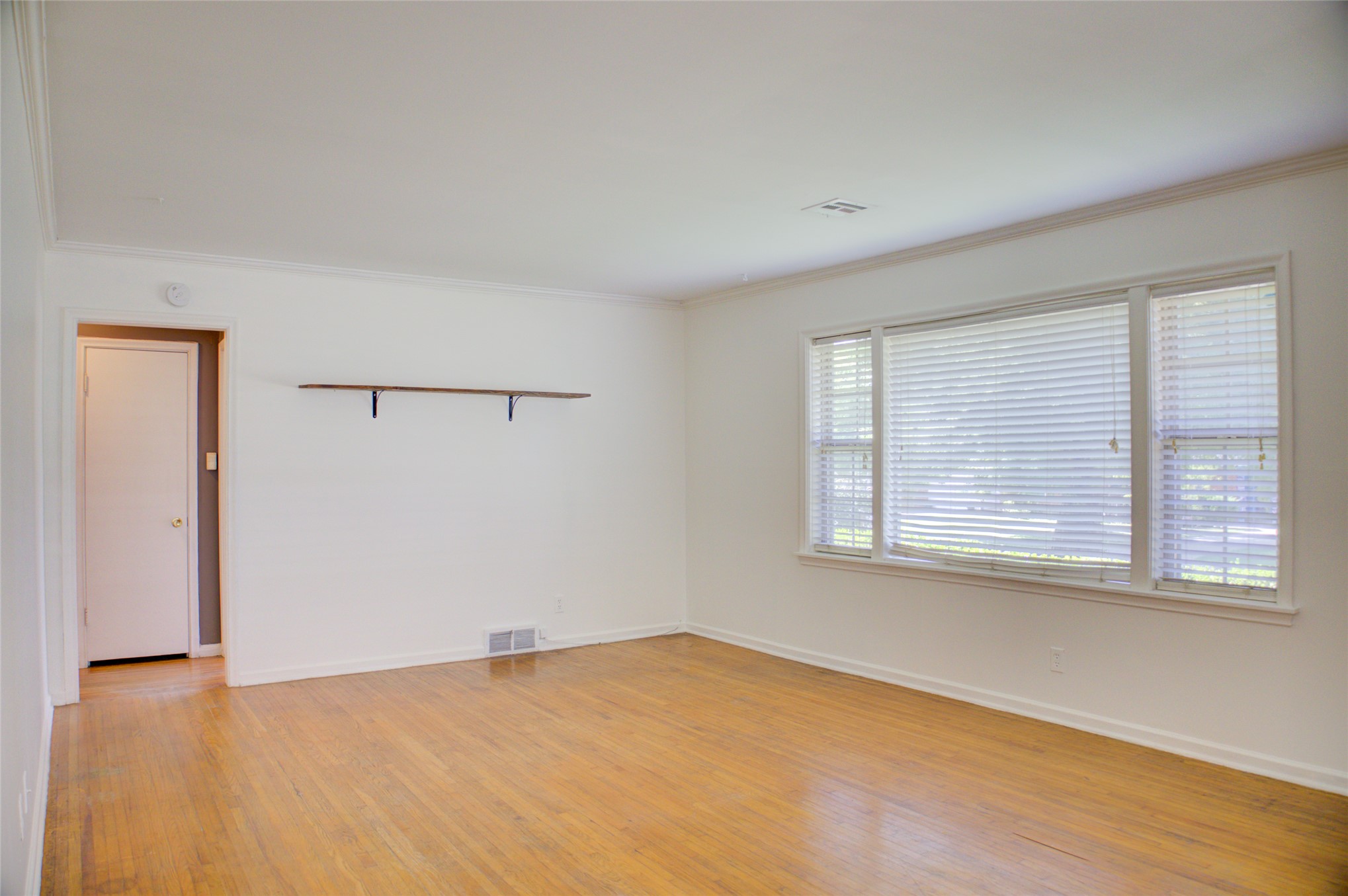 4221 E 25th Place E Tulsa OK 74114