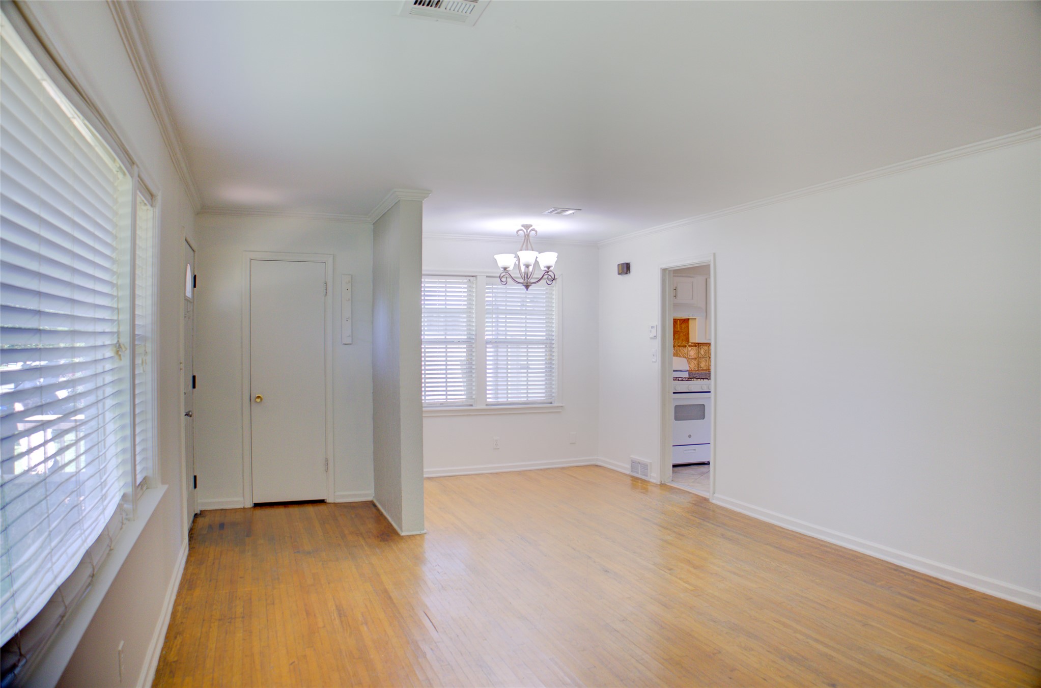 4221 E 25th Place E Tulsa OK 74114