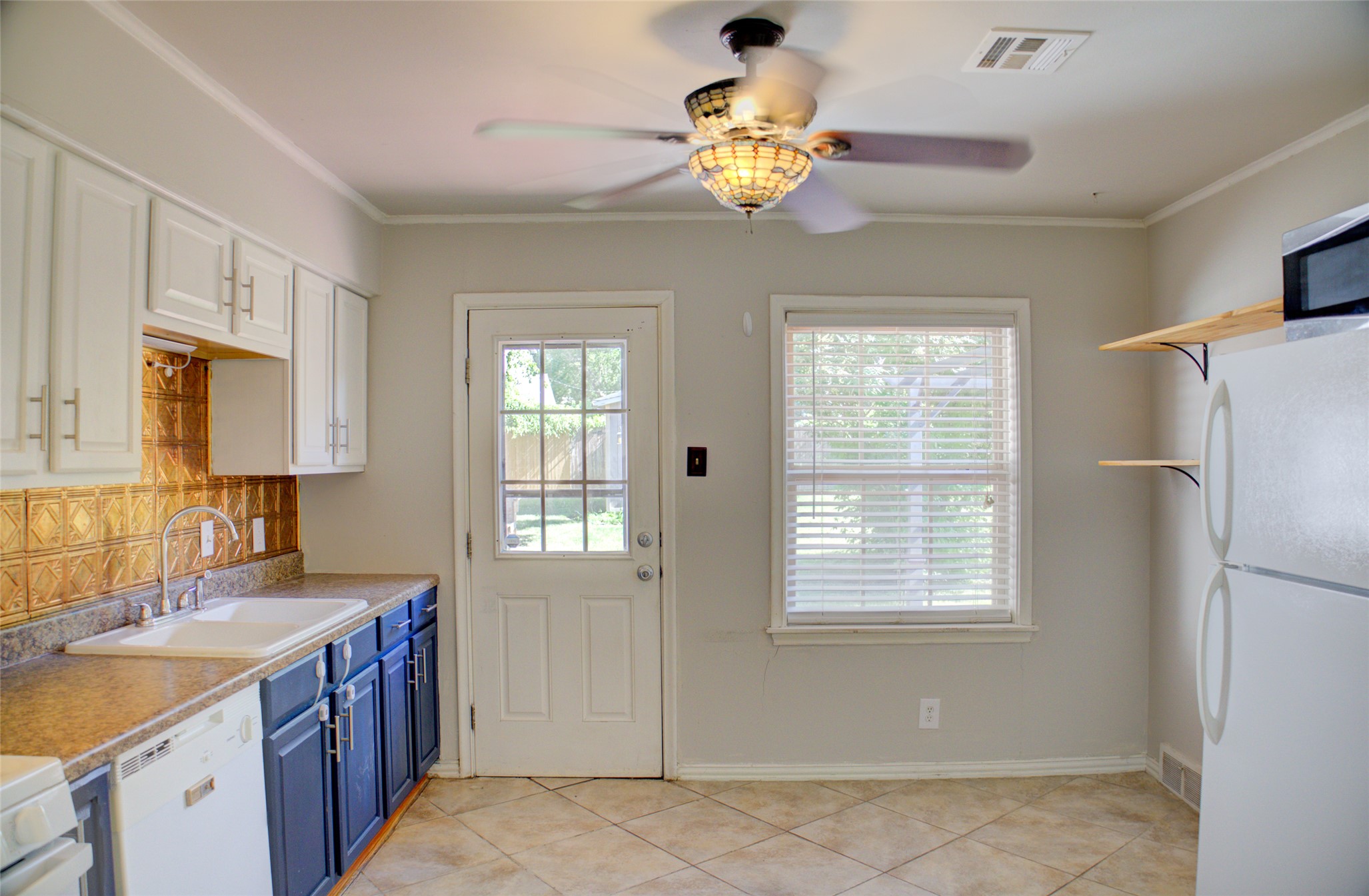 4221 E 25th Place E Tulsa OK 74114