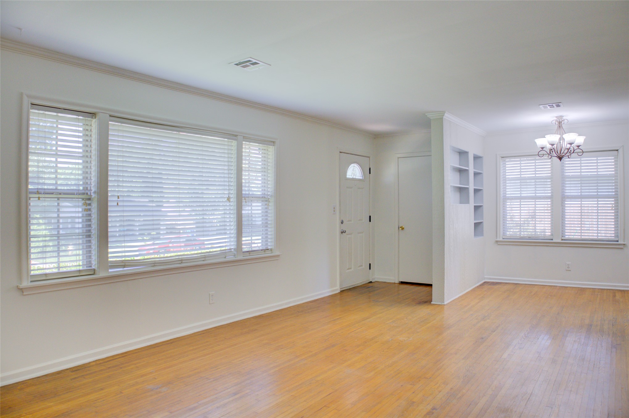 4221 E 25th Place E Tulsa OK 74114