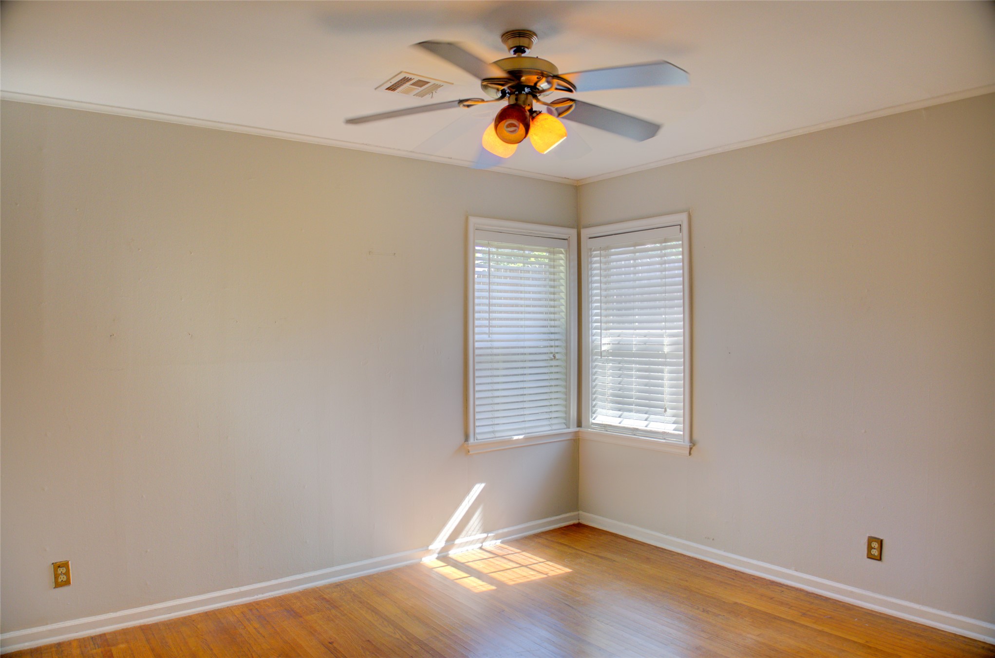 4221 E 25th Place E Tulsa OK 74114